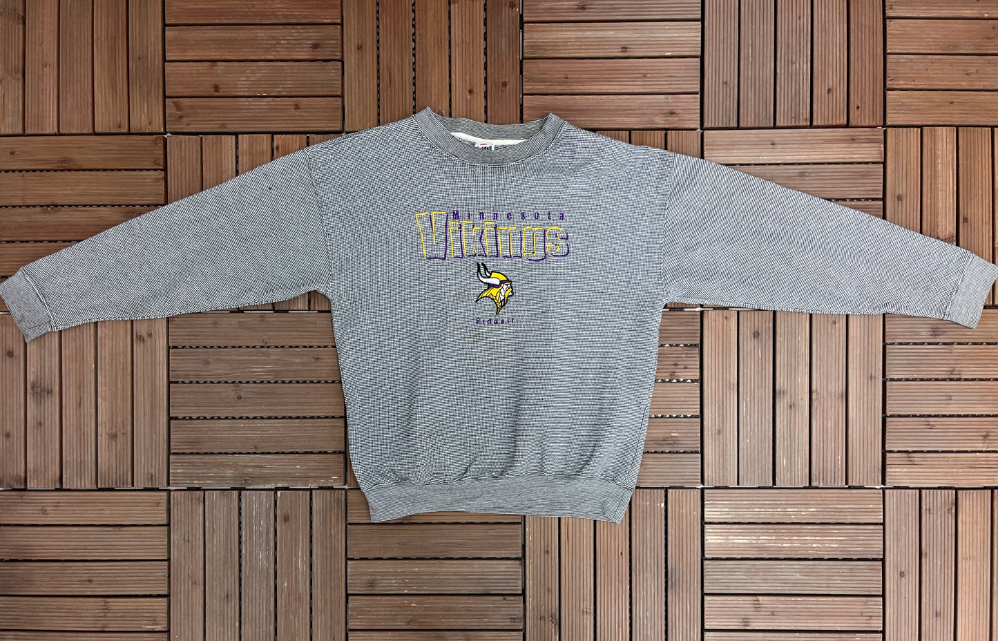 Minnesota Vikings Embroidered Graphic Crewneck | Size Large | Vintage 1990s NFL Football Speckled Sweater |