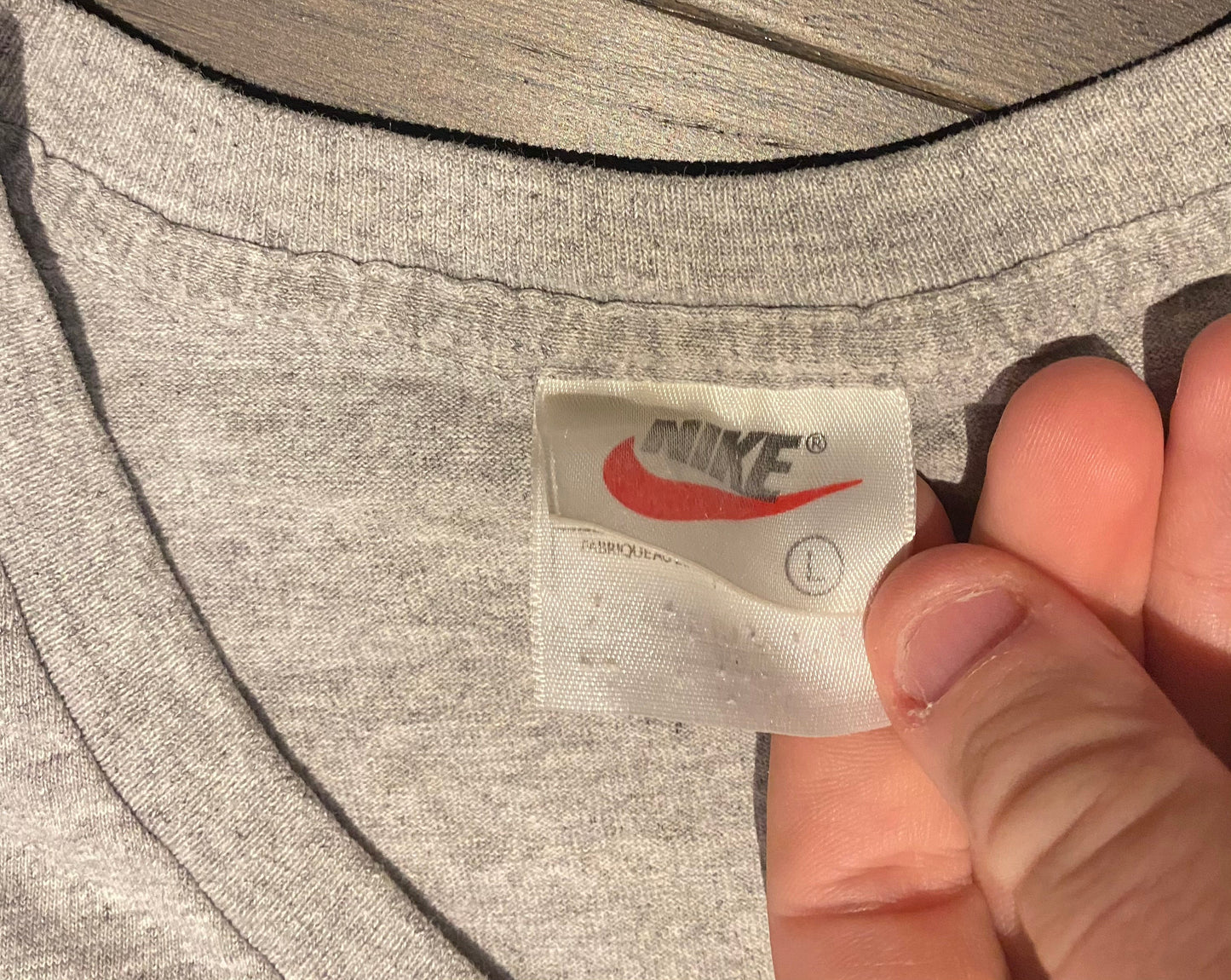 Nike Small Swoosh Embroidered Graphic Tee | Size Large | Vintage 1990s Grey & White V-Neck T-Shirt | Free Shipping to USA|