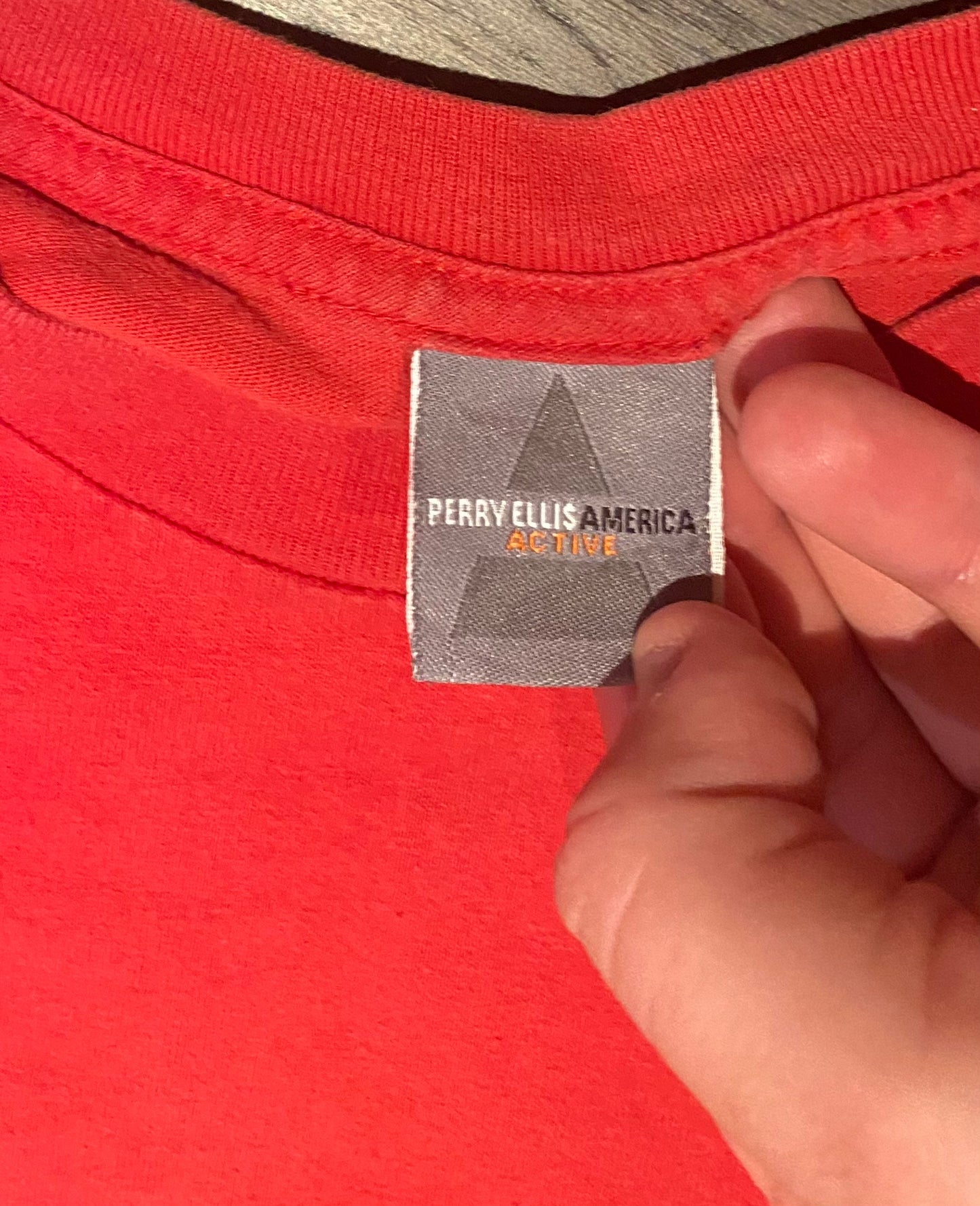 Perry Ellis America Embroidered Graphic Tee | Size XL | Vintage 1990s Branded Sportswear Red T-Shirt | Free Shipping to USA |