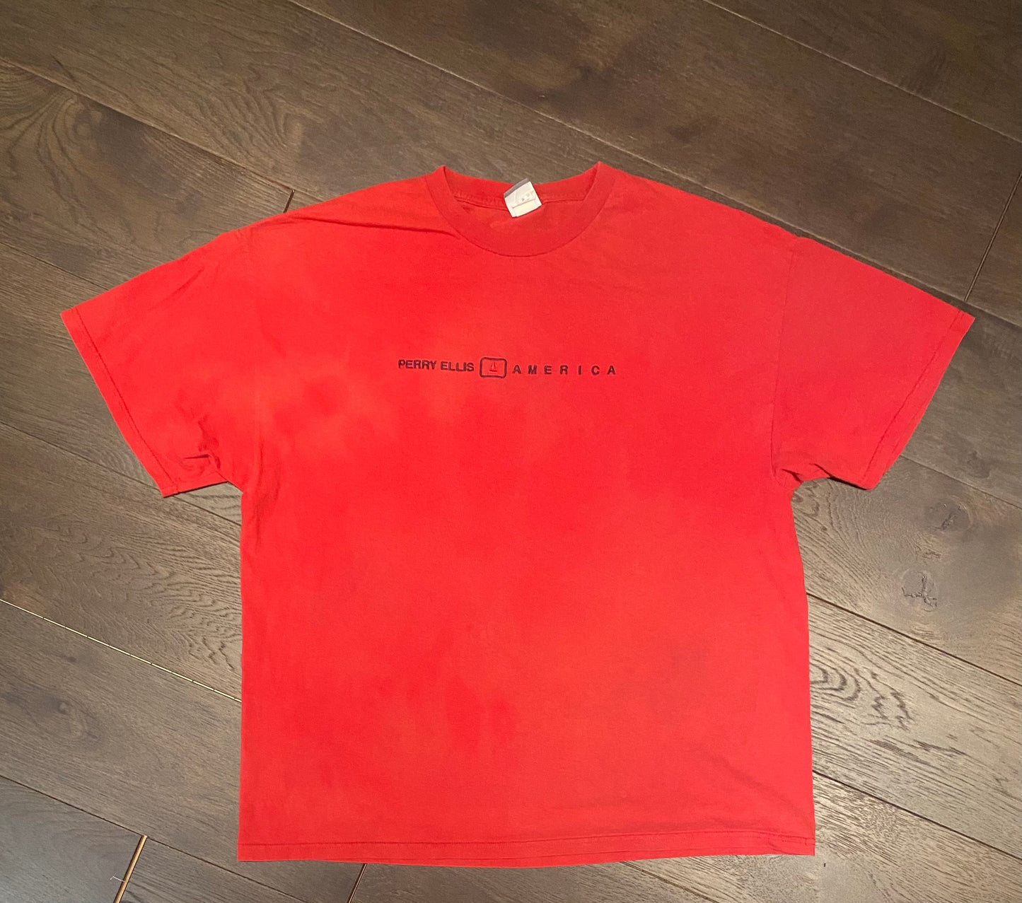 Perry Ellis America Embroidered Graphic Tee | Size XL | Vintage 1990s Branded Sportswear Red T-Shirt | Free Shipping to USA |