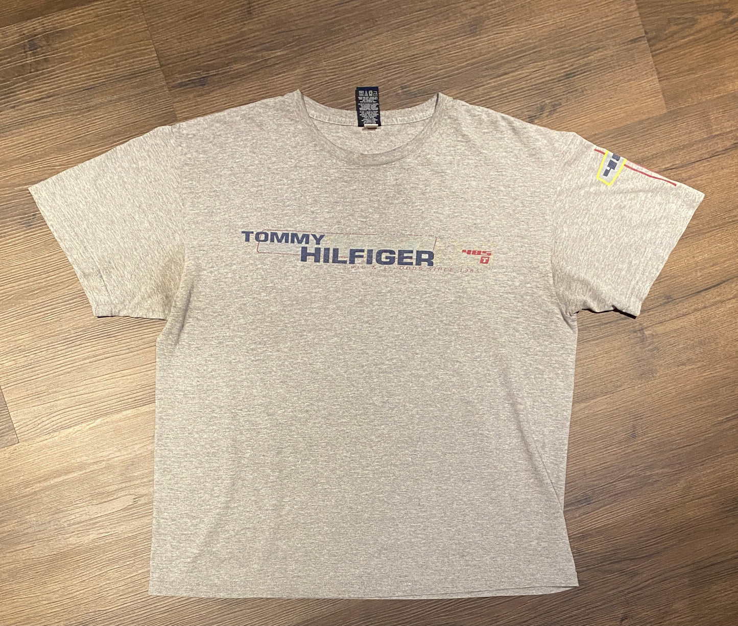 Tommy Hilfiger Spell Out Graphic Tee | Size Large | Vintage 2000s Branded Grey T-Shirt |