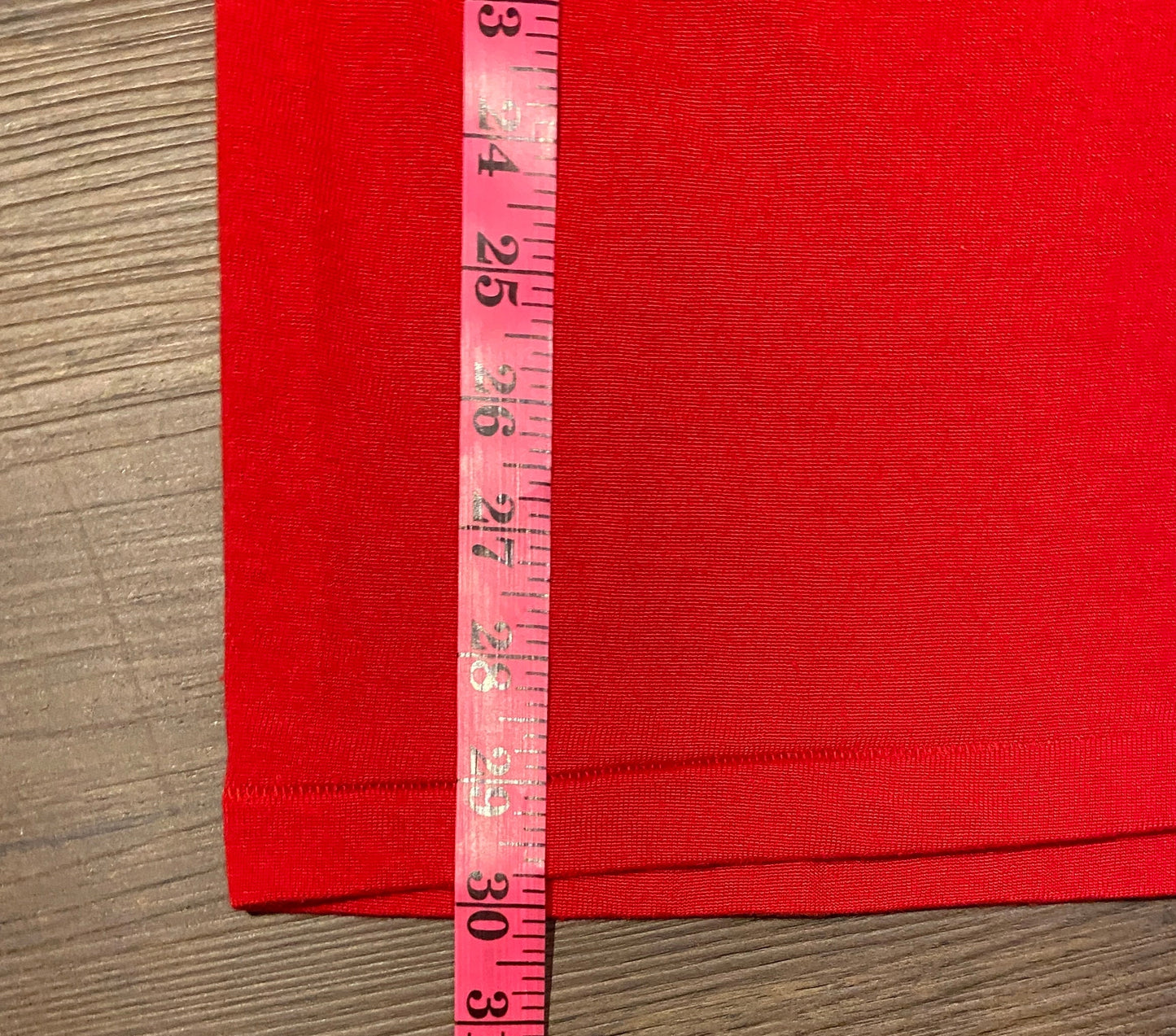 New England Patriots Graphic Tee | Size Medium | Vintage 1990s NFL Football Red T-Shirt | Champion Tag Made in USA | Free Shipping to USA |