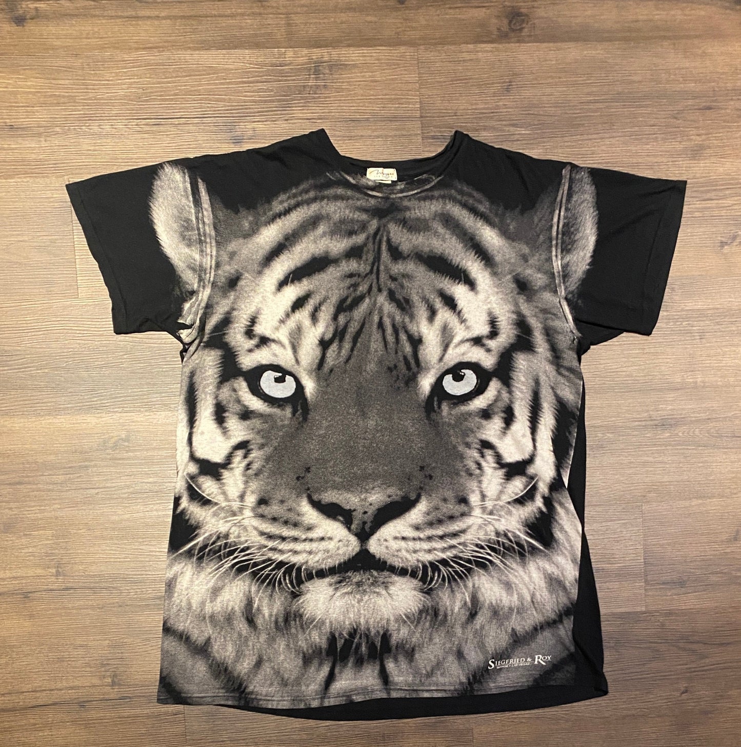 Siegfried & Roy Mirage, Las Vegas Graphic Tee | One Size Fits Most | Vintage 2000s Promotional Big Print Black T-Shirt|Free Shipping to USA|