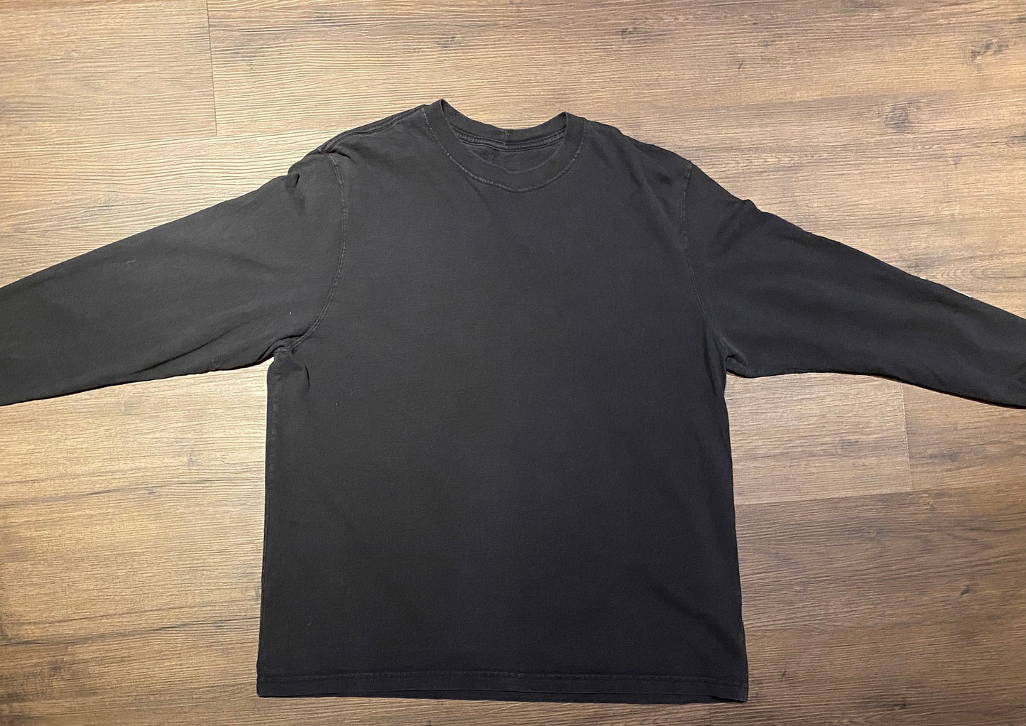 Carhartt Spell Out Graphic Tee | Size X-Large | Vintage 2000s Black Branded Long Sleeve T-Shirt | Branded Workwear | Free Shipping to USA |