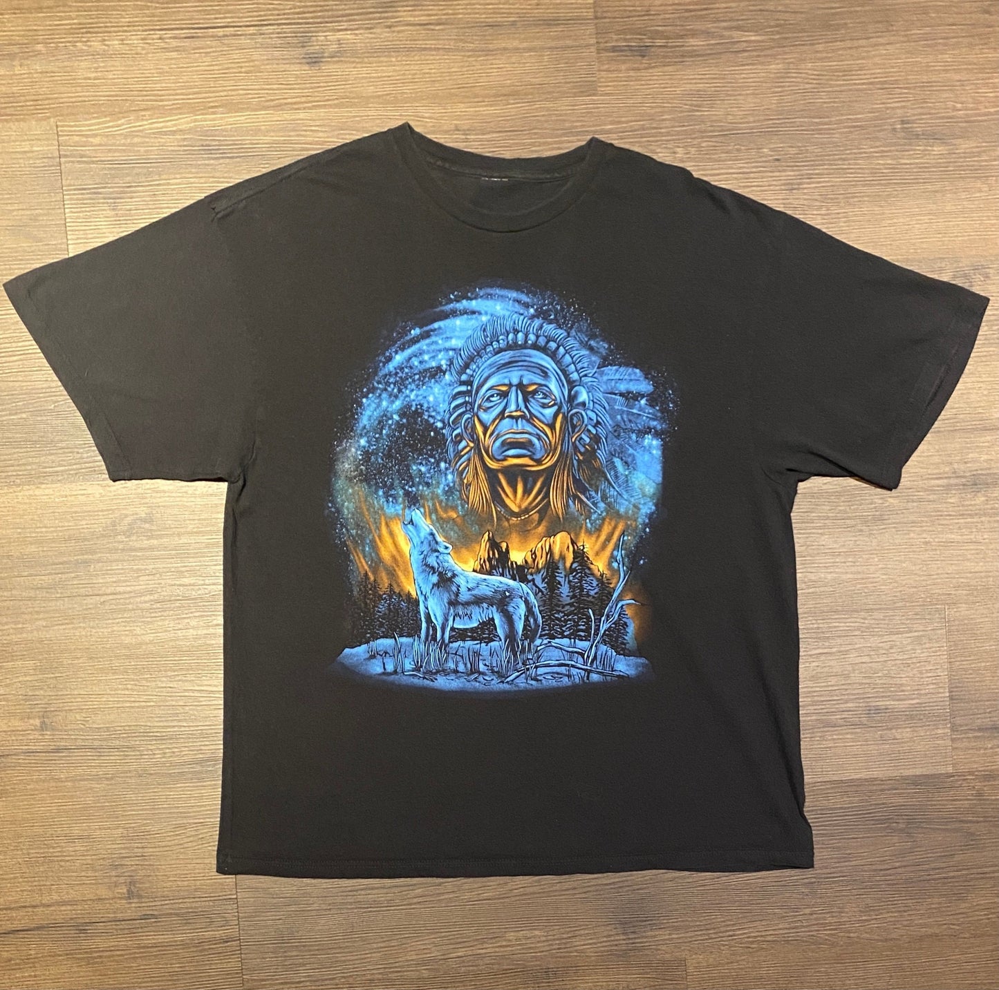 Wolves Howling At The Moon Scenic Graphic Tee | Size XL | Vintage 2000s Wolf Animal Blue & Black T-Shirt |