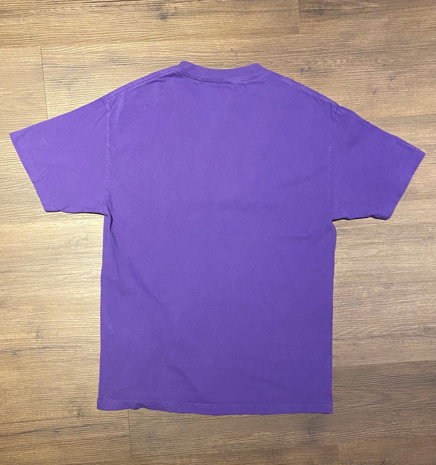Ripley's Aquarium of Canada Embroidered Graphic Tee | Size Large | Vintage 1990s Promotional Purple T-Shirt | Free Shipping to USA |