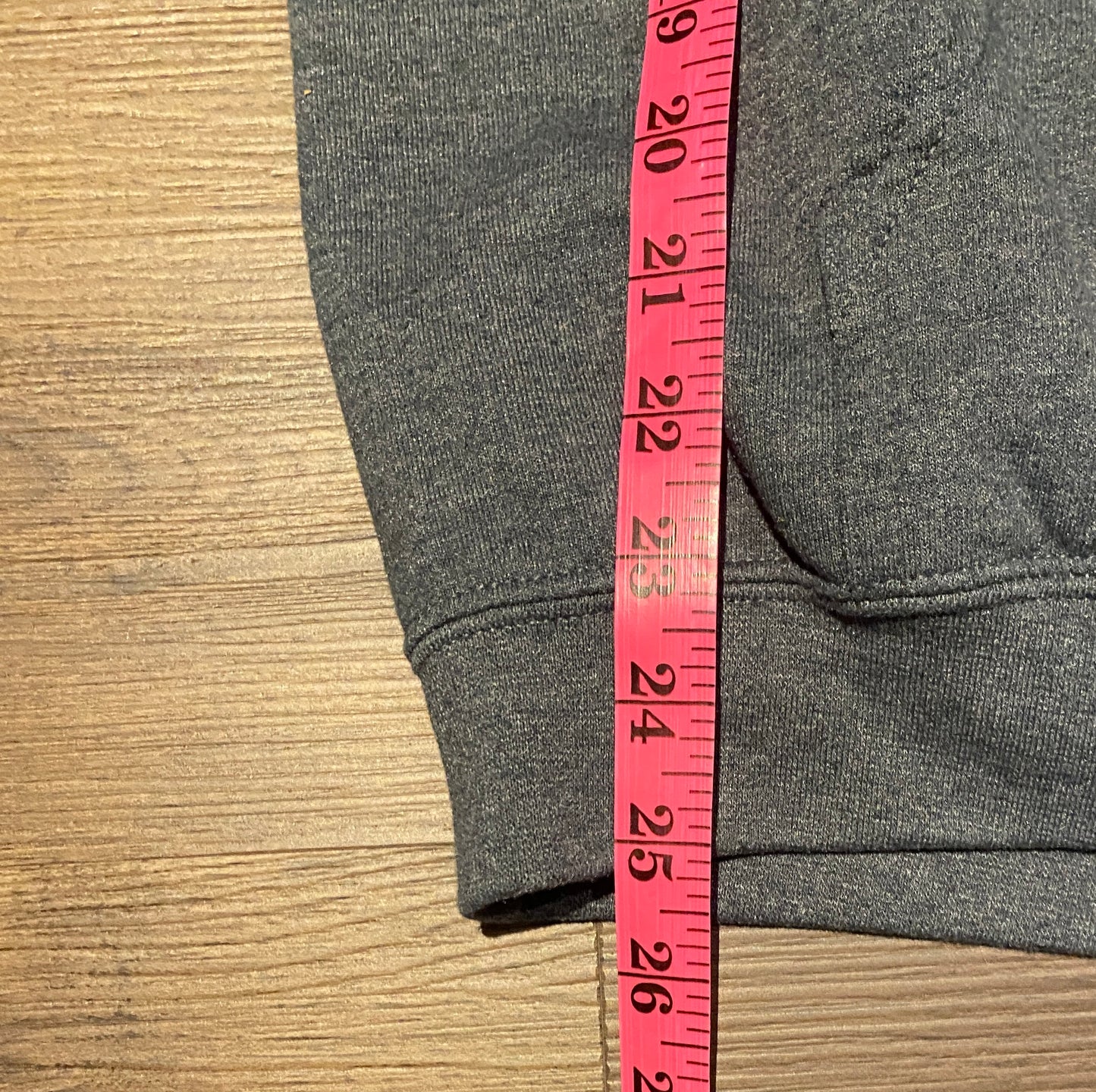 Queen's University Graphic Hoodie | Size Small | Vintage 2000s Canadian College Grey Sweater | Kingston, Canada | Free Shipping to USA|