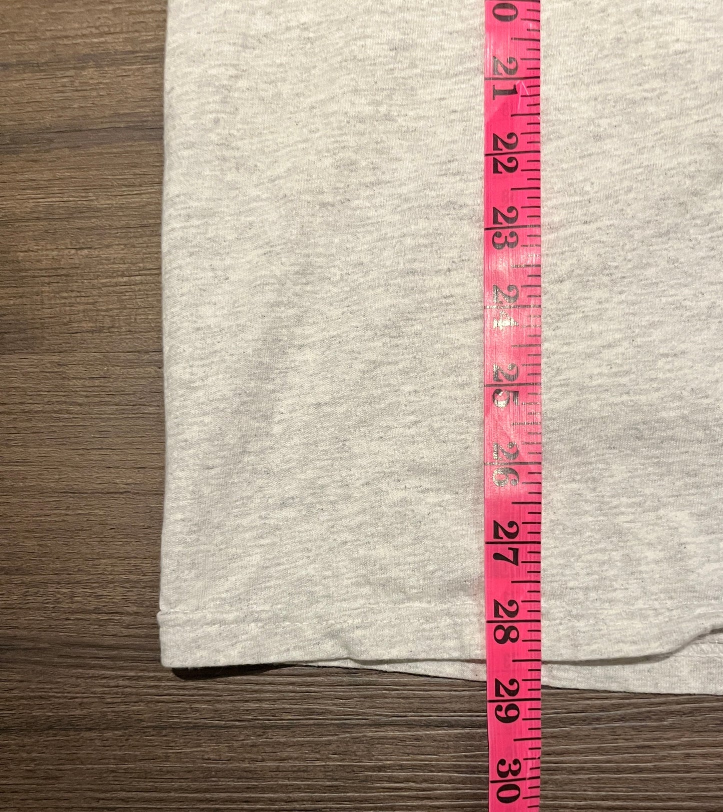 New Holstein Huskies High School Graphic Tee | Size XL | Vintage 1990s Grey T-Shirt | New Holstein, Wisconsin | Free Shipping to USA|