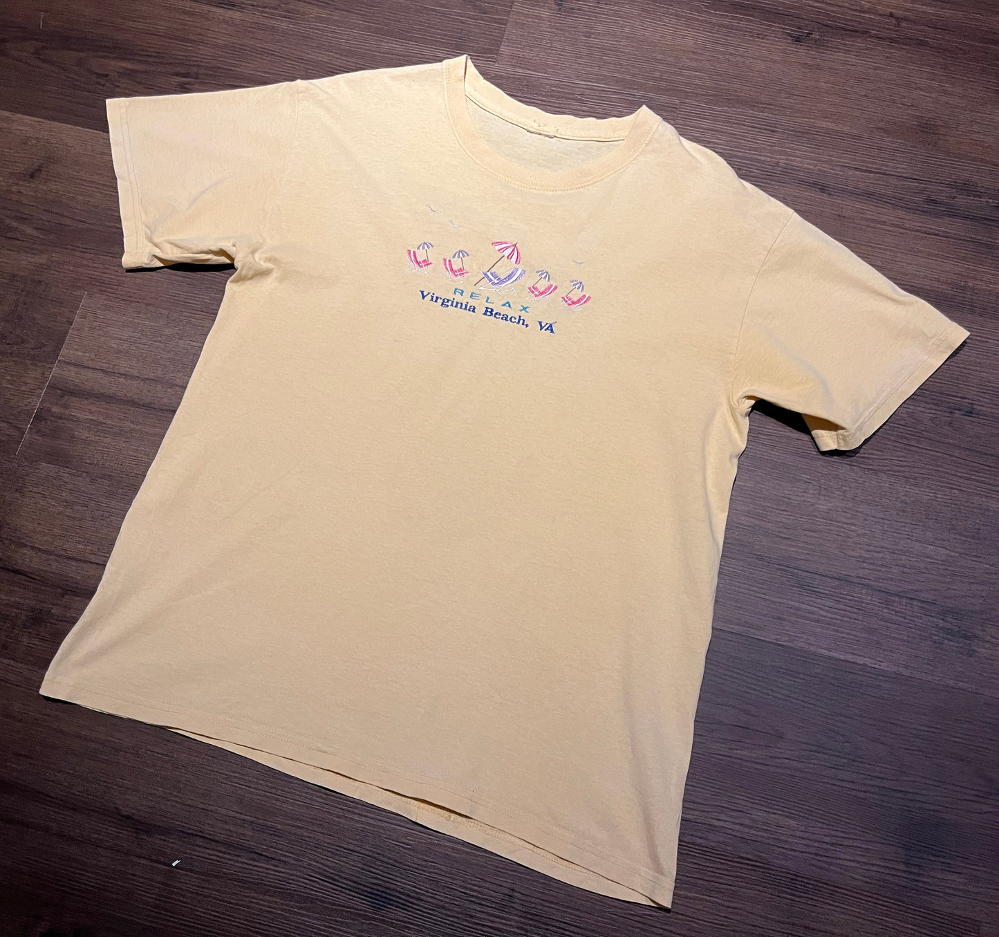 Relax Virginia Beach, VA Embroidered Graphic Tee | Size X-Large | Vintage 2000s Tourist Promotional Yellow T-Shirt | Free Shipping to USA |