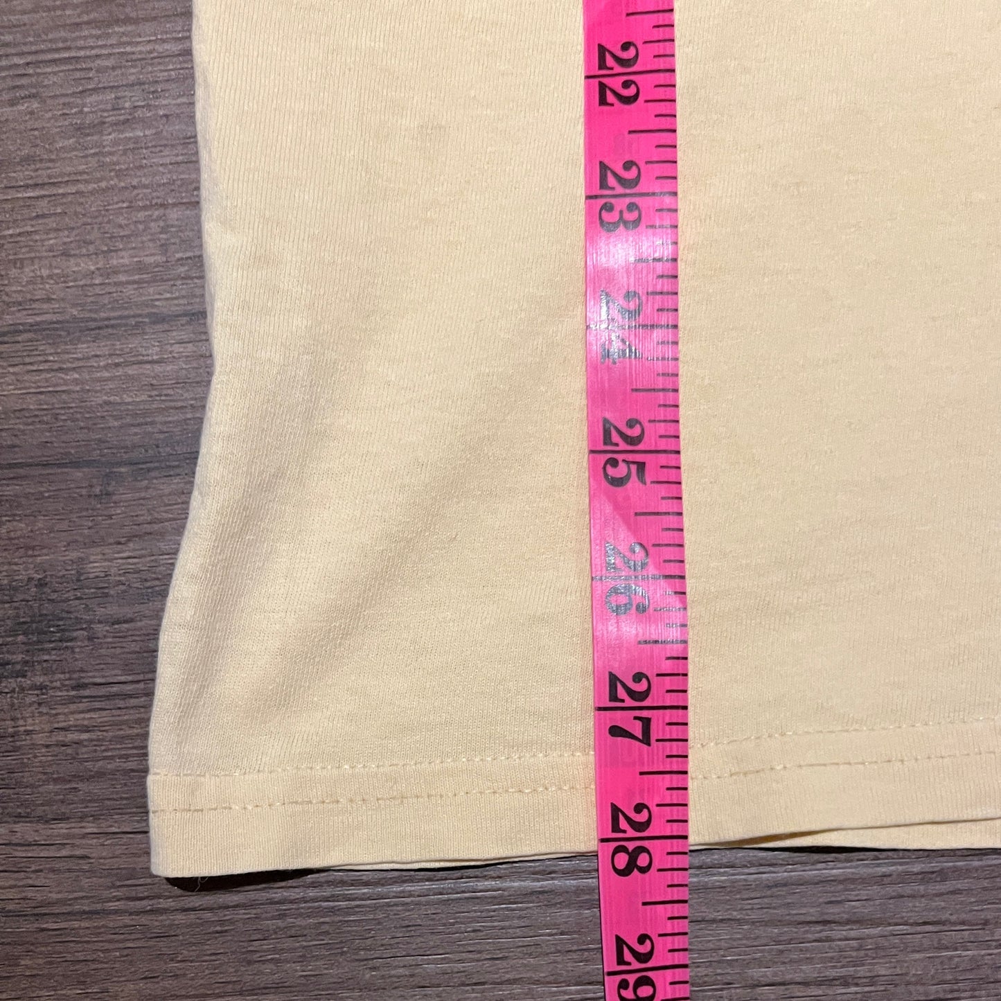 Relax Virginia Beach, VA Embroidered Graphic Tee | Size X-Large | Vintage 2000s Tourist Promotional Yellow T-Shirt | Free Shipping to USA |