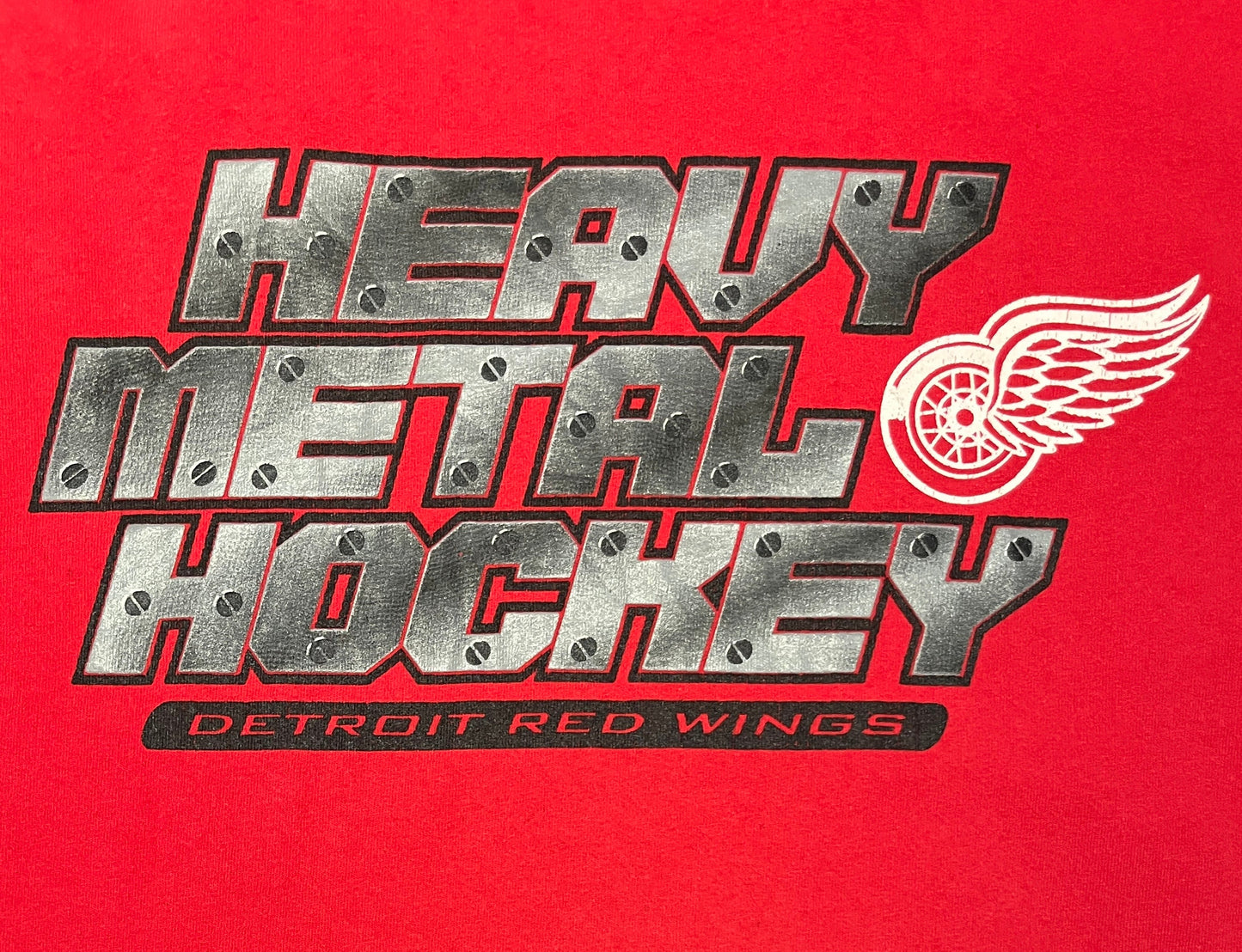 Detroit Red Wings Heavy Metal Hockey Graphic Tee | Size Large | Vintage 2000s NHL Hockey Red T-Shirt | Free Shipping to USA |