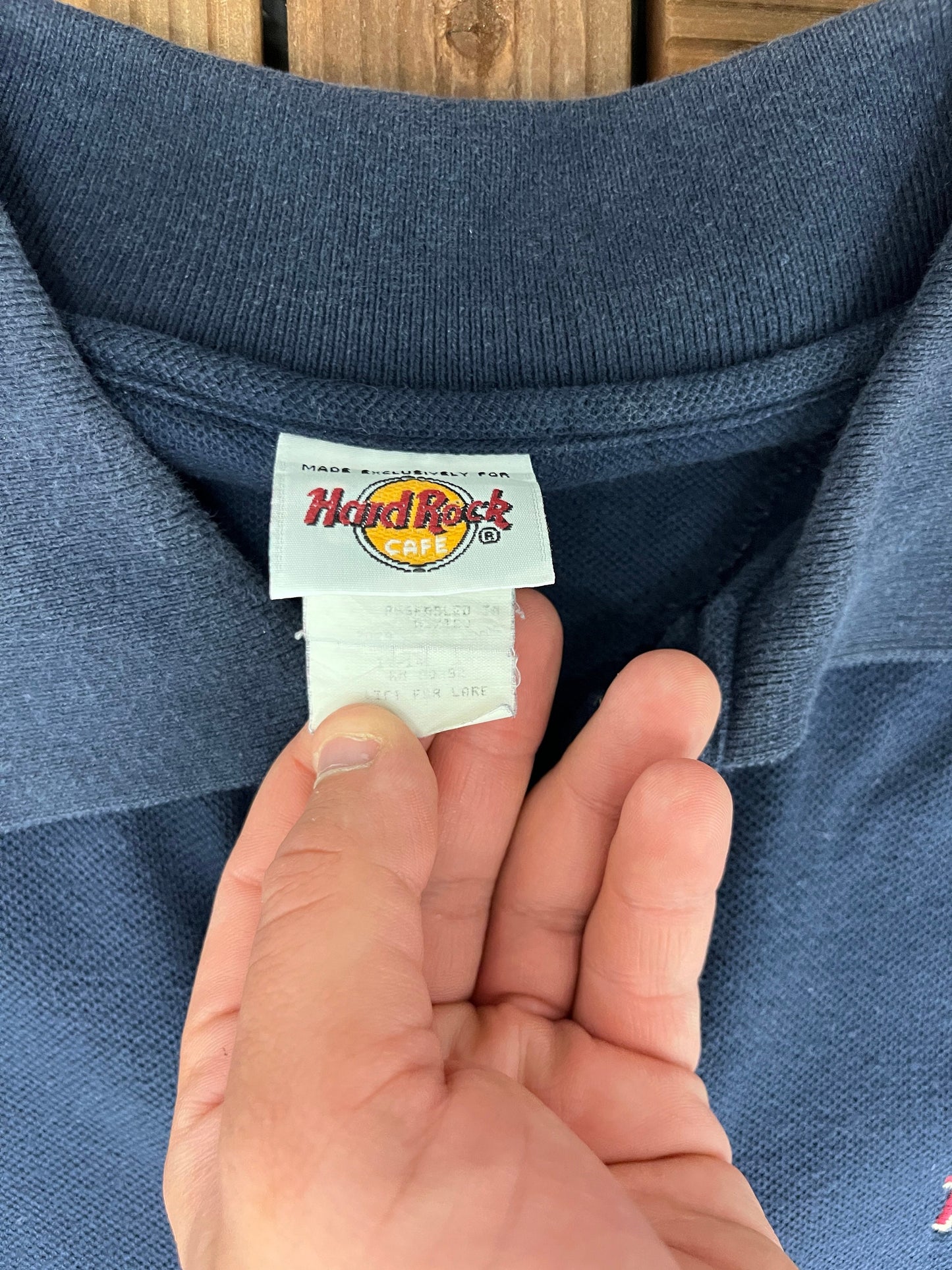 Hard Rock Cafe Honolulu Embroidered Graphic Tee | Size X-Large | Vintage 2000s Promotional Collared Blue T-Shirt | Free Shipping to USA |