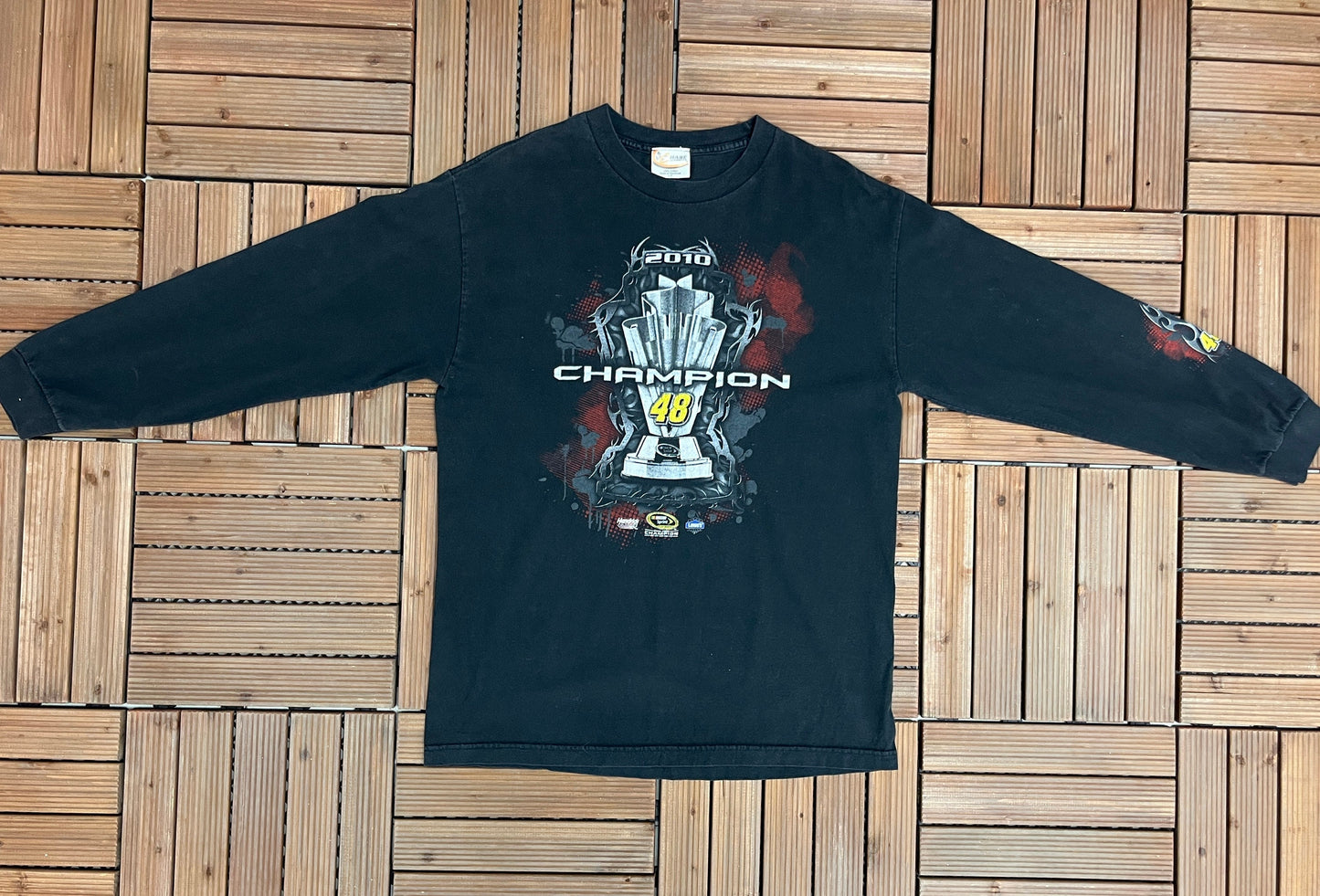 Jimmie Johnson 2010 Champion NASCAR Racing Graphic Tee | Size Large | Vintage 2000s Racing Black Long Sleeve T-Shirt | Free Shipping to USA|