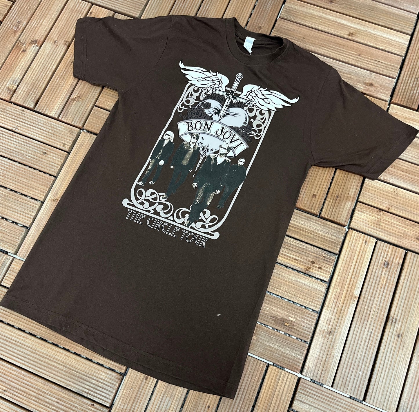 Bon Jovi The Circle Tour Graphic Tee | Size Medium | Vintage 2000s Rock Band Music Promotional Brown T-Shirt |