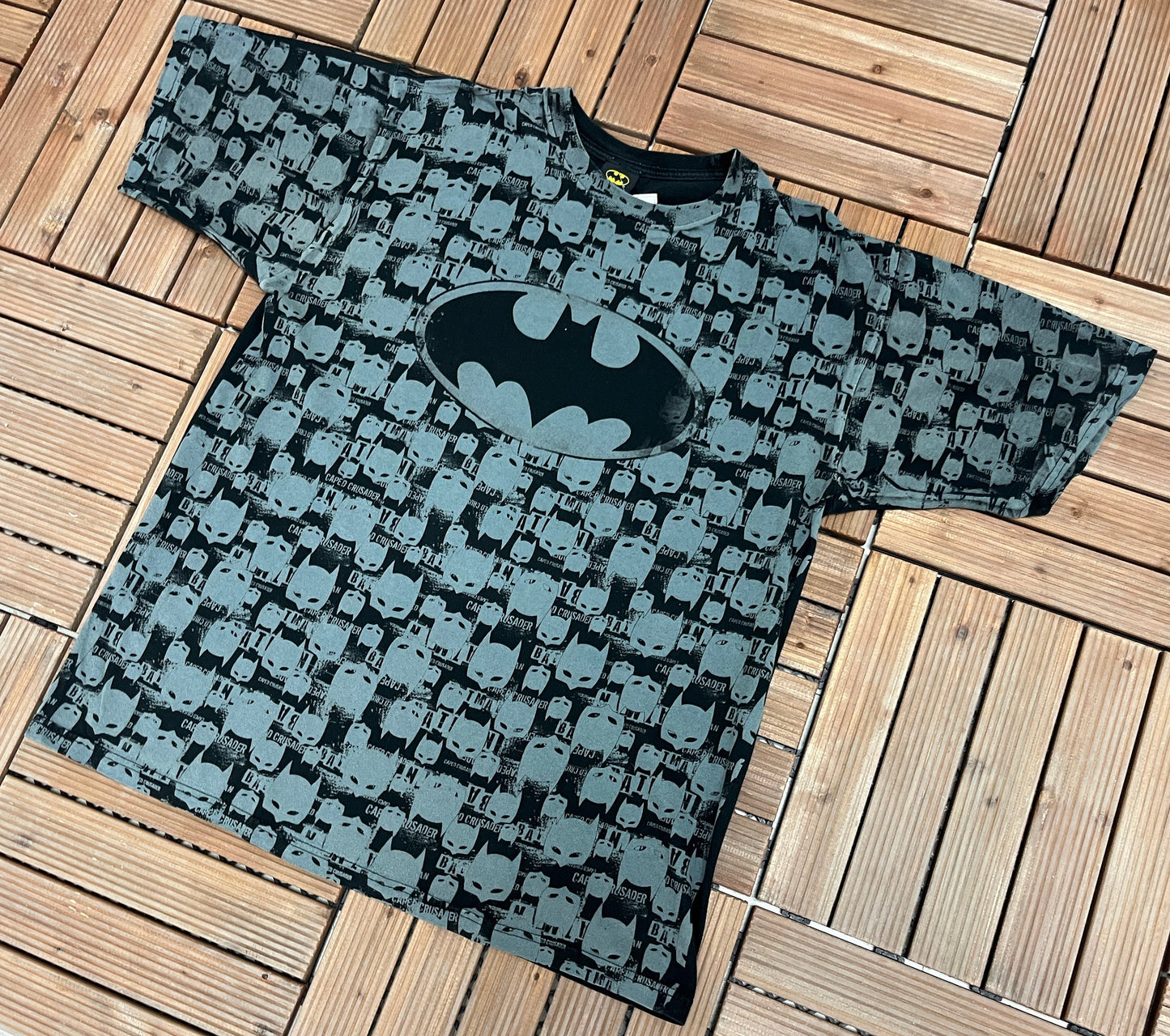 Batman All Over Print Graphic Tee | Size Large | Vintage 2000s Retro Superhero Graphic T-Shirt |