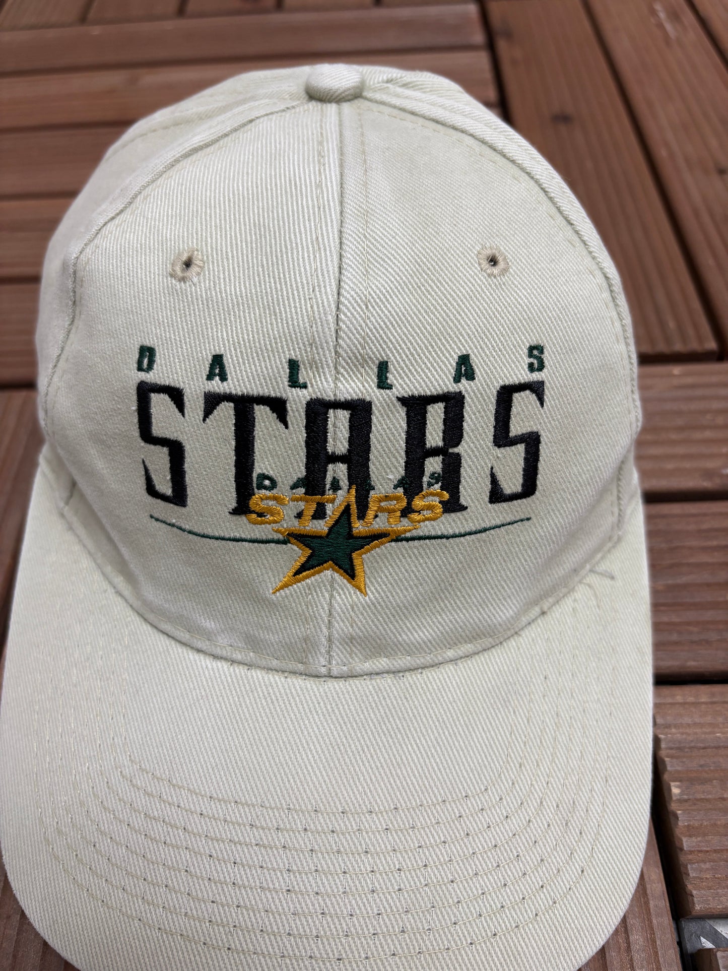 Dallas Stars Spell Out Graphic Hat | Snap Back Back | Vintage 2000s NHL Hockey Starter Beige Cap |