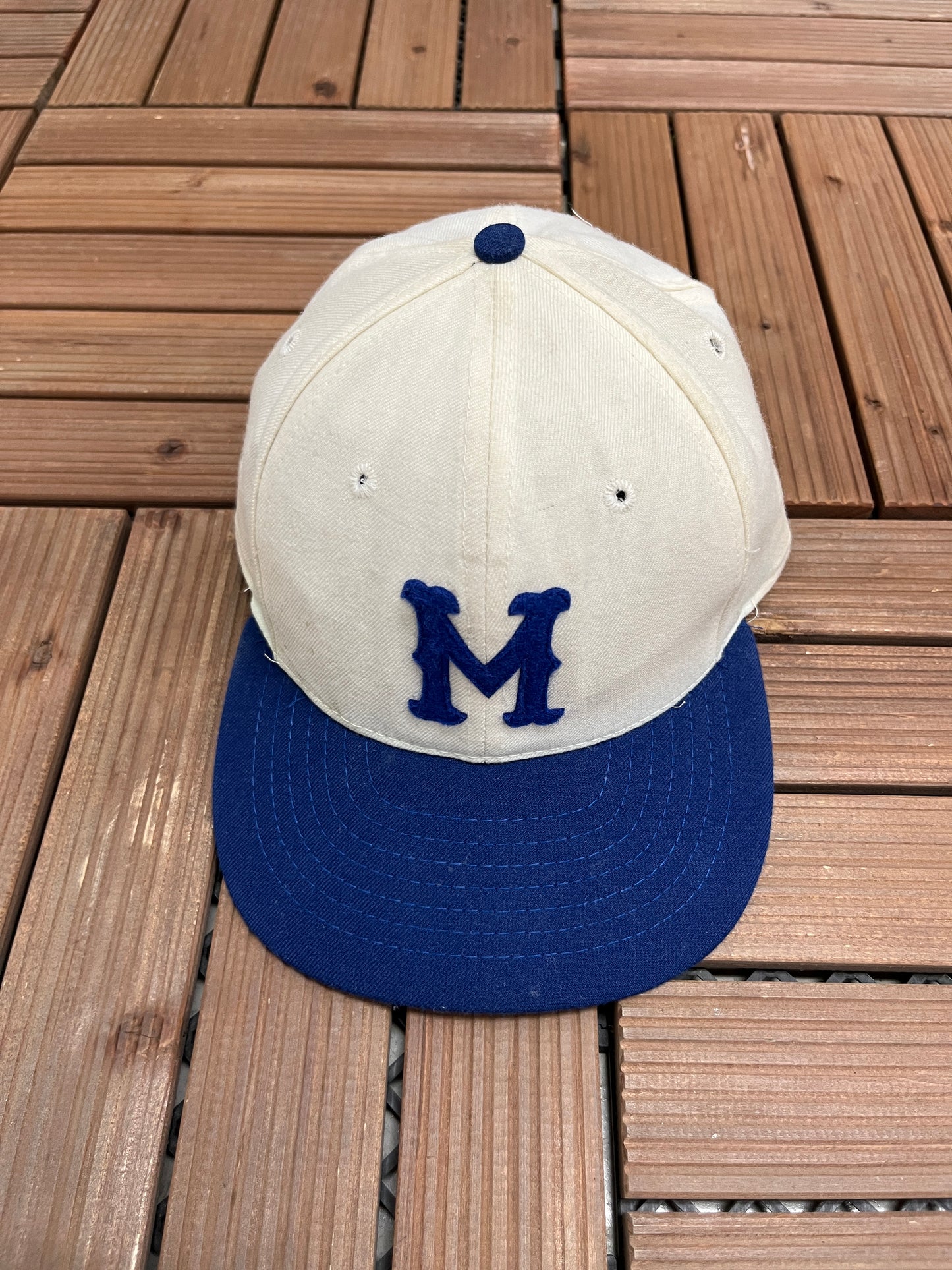 Montreal Royals Graphic Hat | Size 7 1/8 | Vintage 1990s MiLB Baseball White Cap |