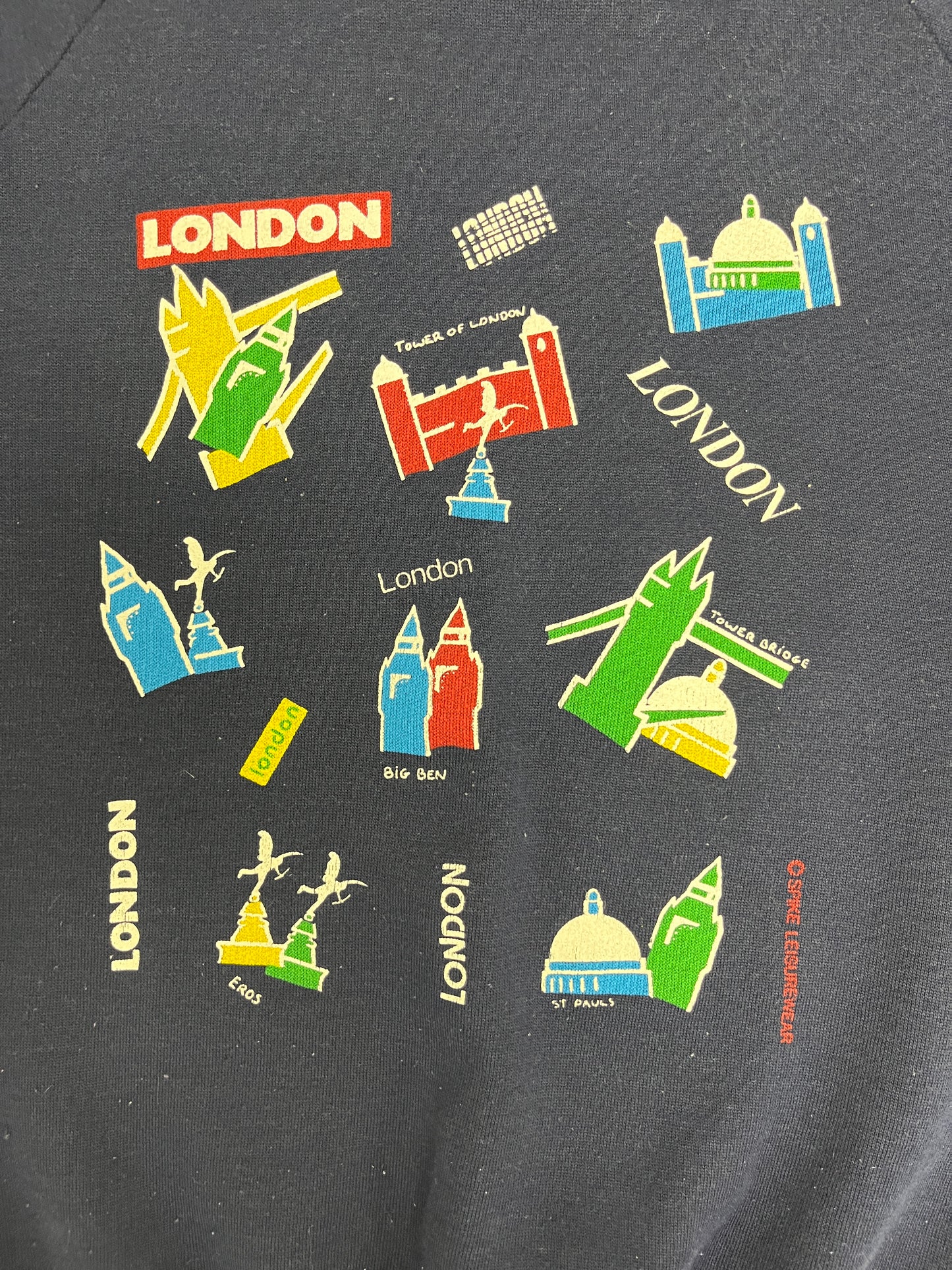 London Tourist Attractions Graphic Crewneck | Size Large | Vintage 1990s Tourist Blue Sweater |