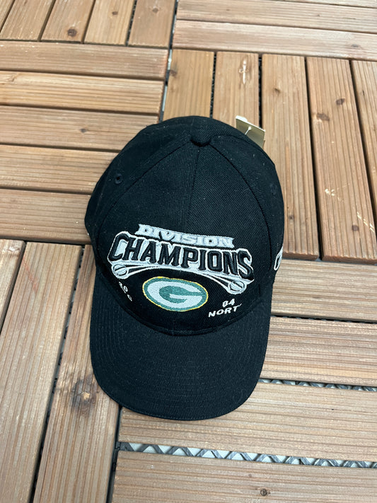 Green Bay Packers 2004 Division Champions Graphic Hat | Strap Back | Vintage 2000s NFL Black Cap |