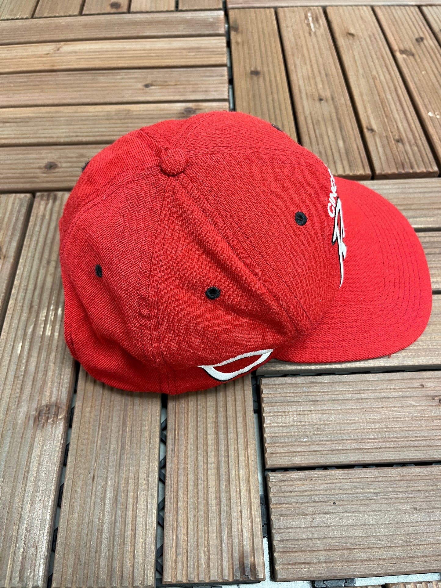 Cincinnati Reds Script Nike Graphic Hat | Snap Back | Vintage 2000s MLB Baseball Nike Red Cap |