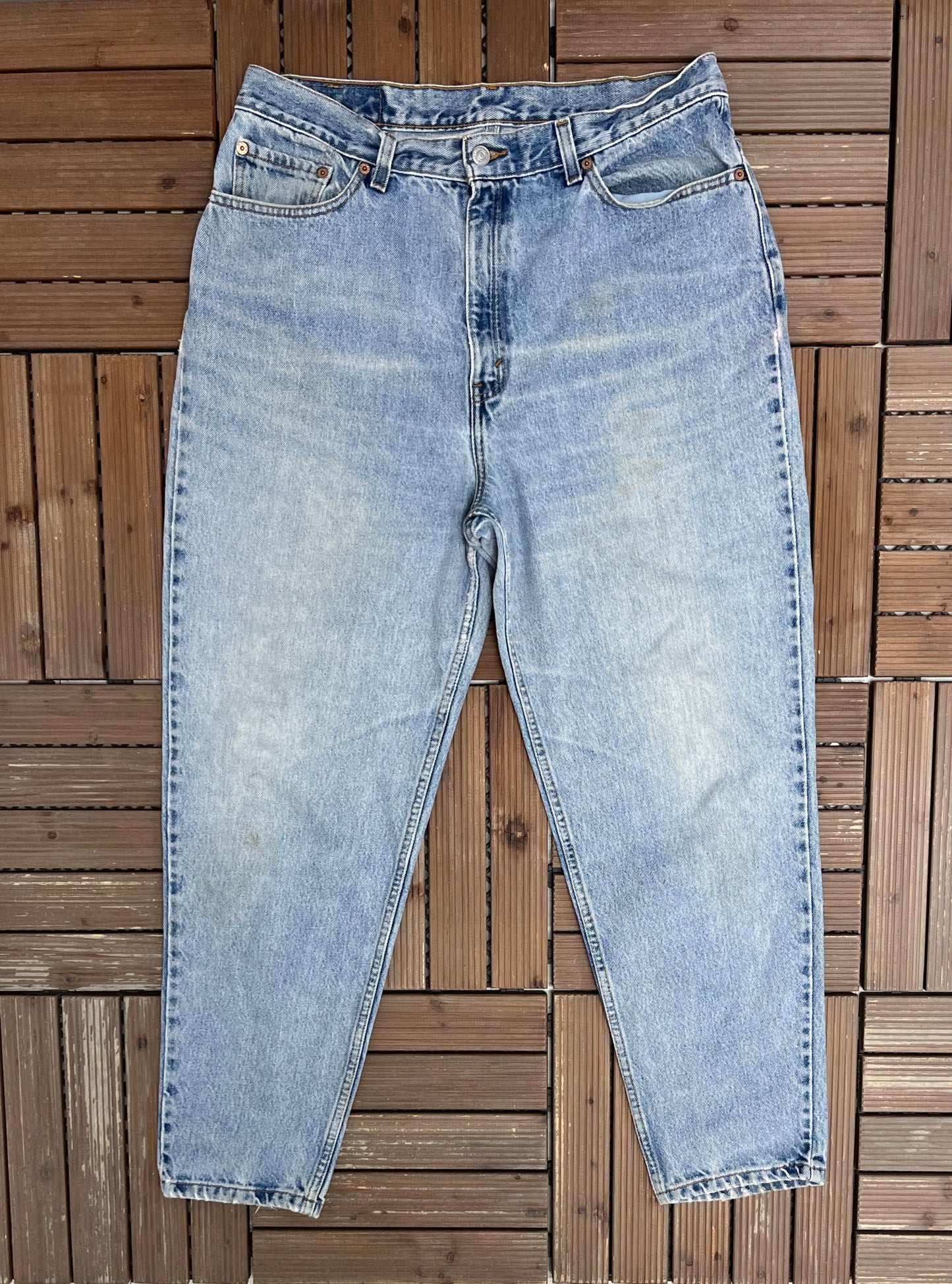 Levi Strauss & Co 550 Relaxed Fit Blue Denim Jeans | Size 34 x 30 | Vintage 2000s Levi's Light Blue Jeans |