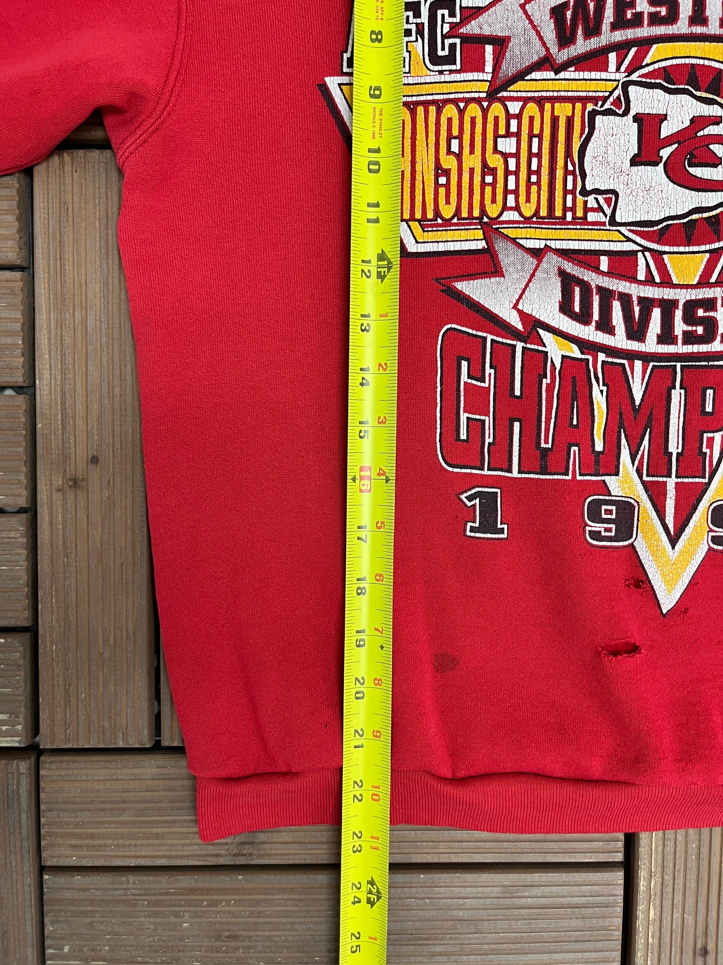 Kansas City Chiefs Division Champions Graphic Crewneck | Size Large | Vintage 1990s Distressed Sweater |