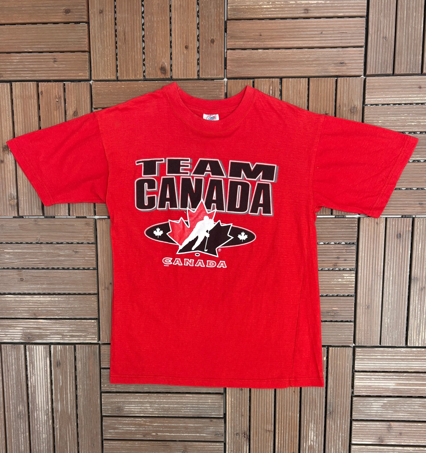 Team Canada Hockey Graphic Tee | Size Small | Vintage 2000s Hockey Red T-Shirt |