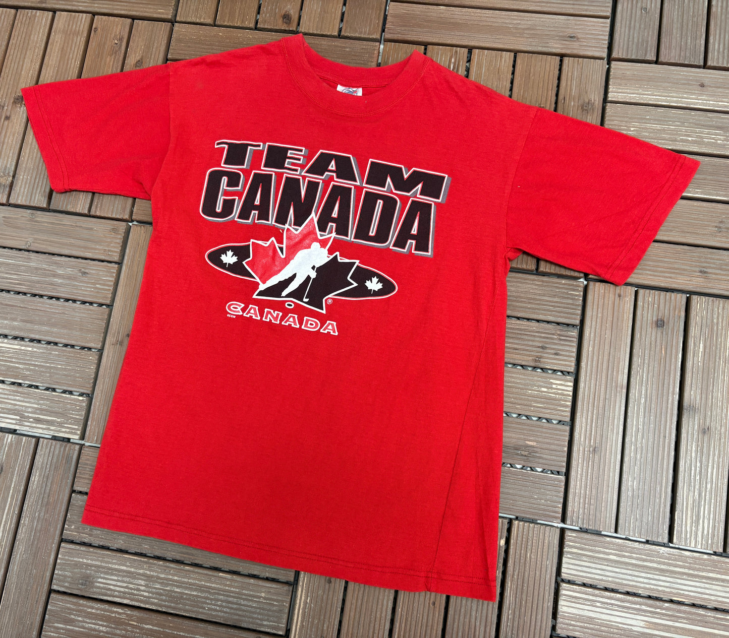 Team Canada Hockey Graphic Tee | Size Small | Vintage 2000s Hockey Red T-Shirt |