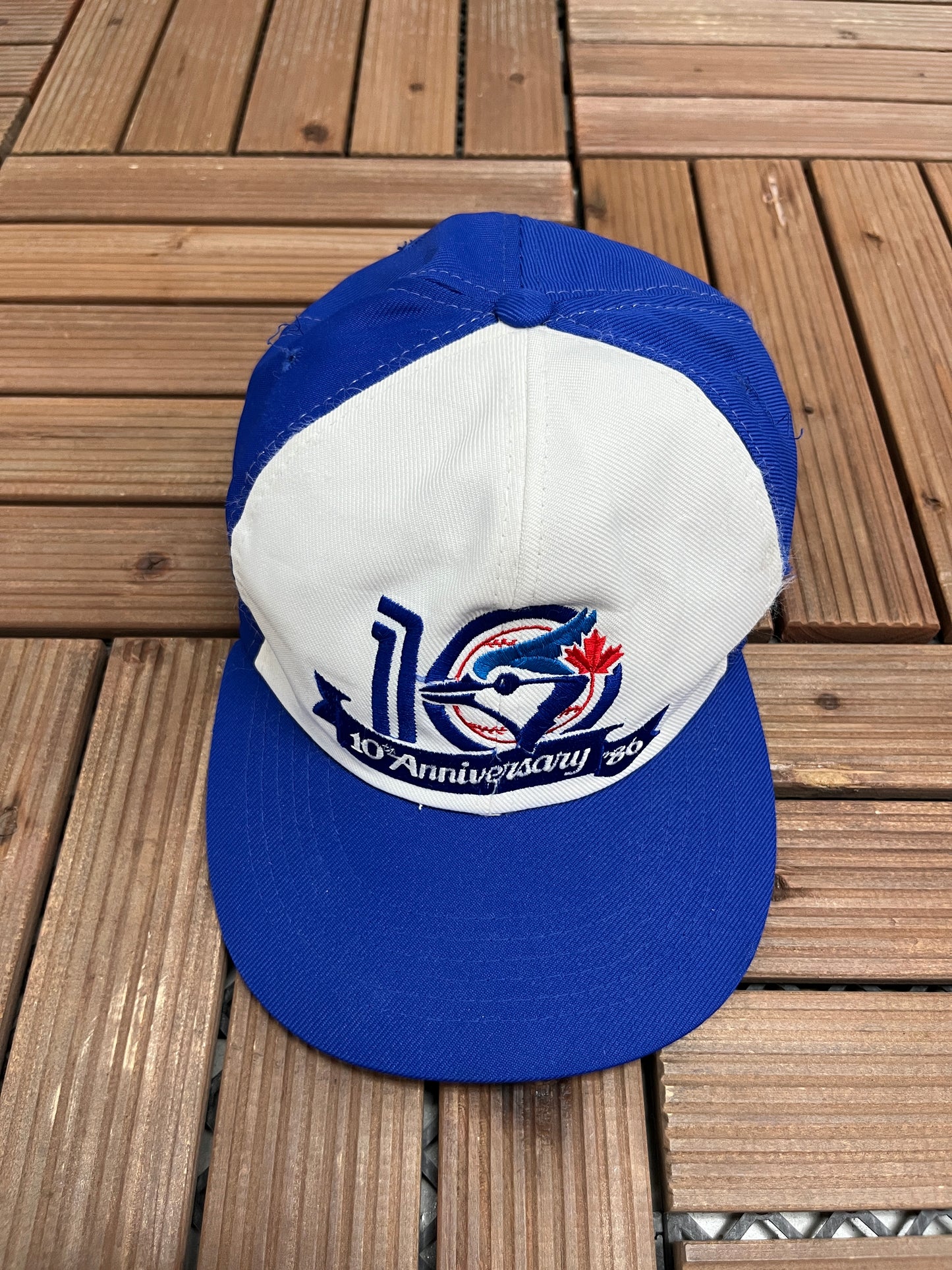 Toronto Blue Jays 10th Anniversary Graphic Hat | Snap Back | Vintage 1980s MLB Baseball White Cap |