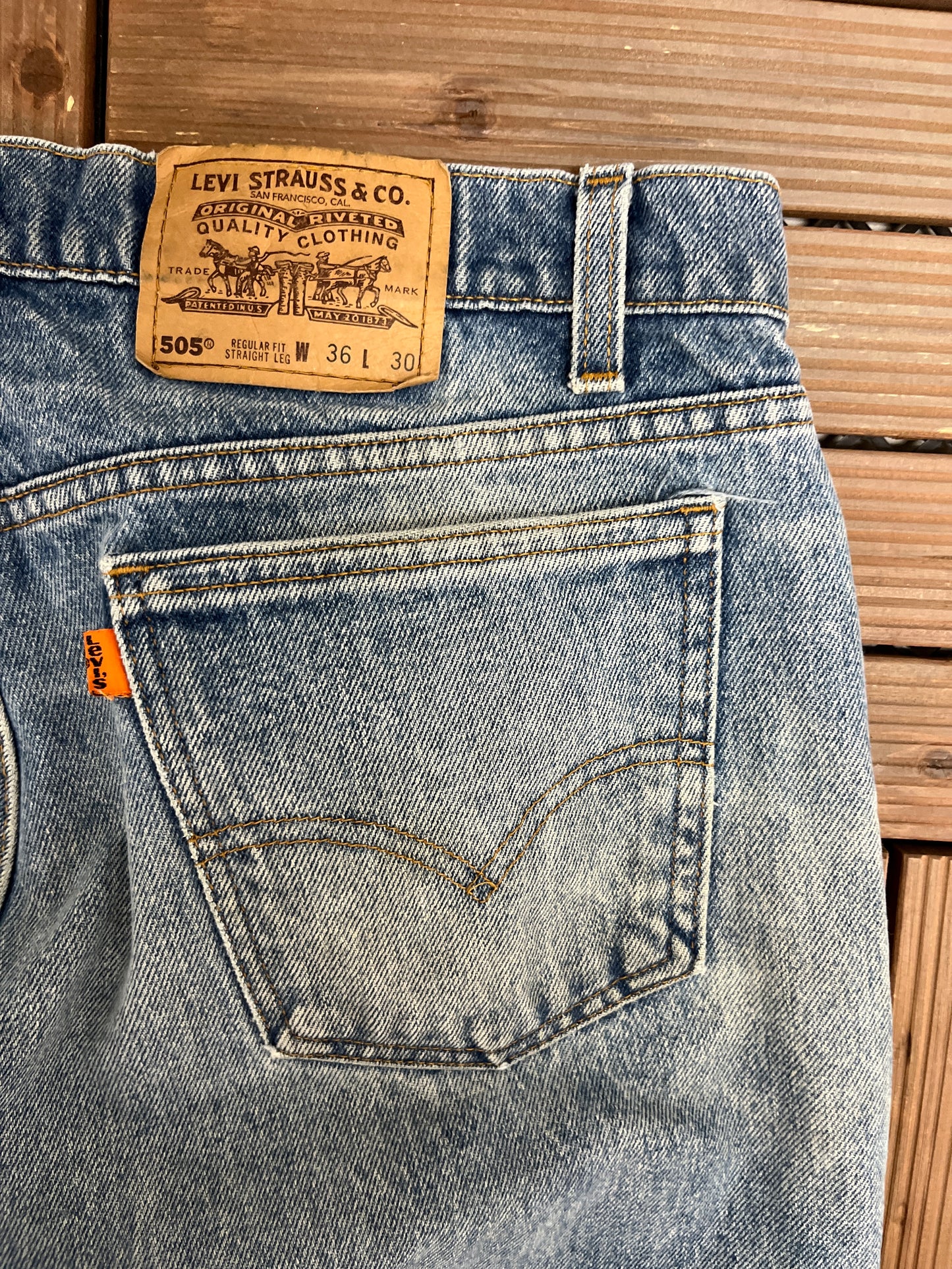 Levi Strauss & Co 505 Regular Fit Denim Jeans | Size 36 x 30 | Vintage 1990s Levi's Blue Jeans |