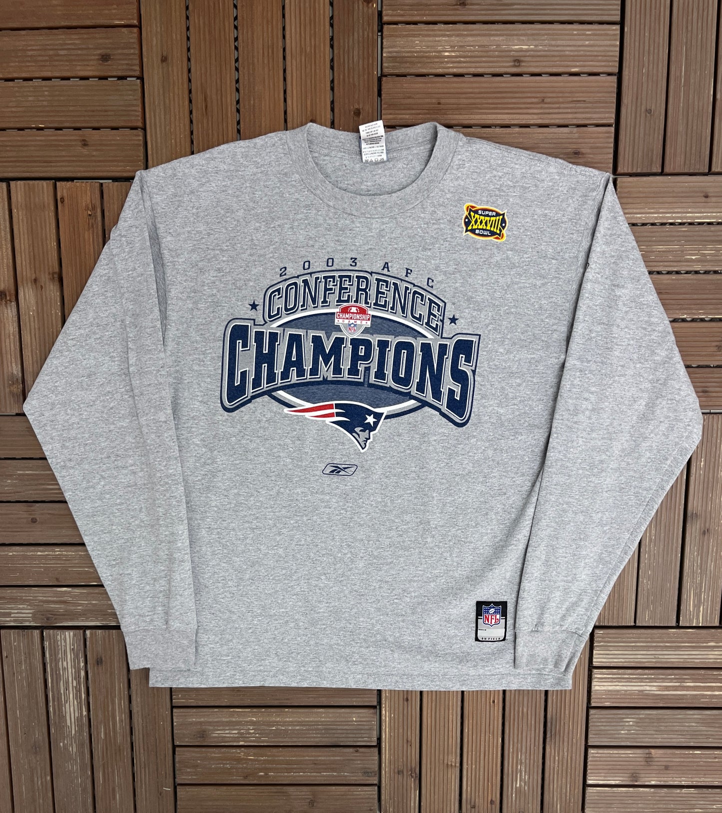 New England Patriots AFC Champions 2003 Graphic Tee | Size Large | Vintage 2000s NFL Football Grey T-Shirt |