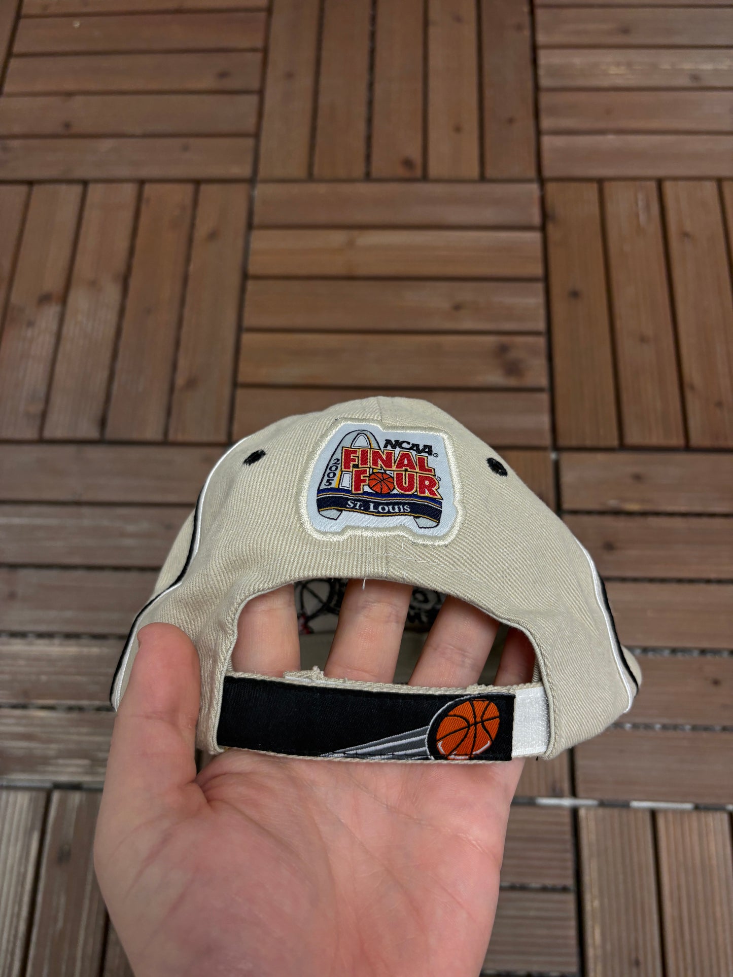 Louisville Cardinals Final Four 2005 Graphic Hat | Strap Back | Vintage 2000s College Beige Cap |