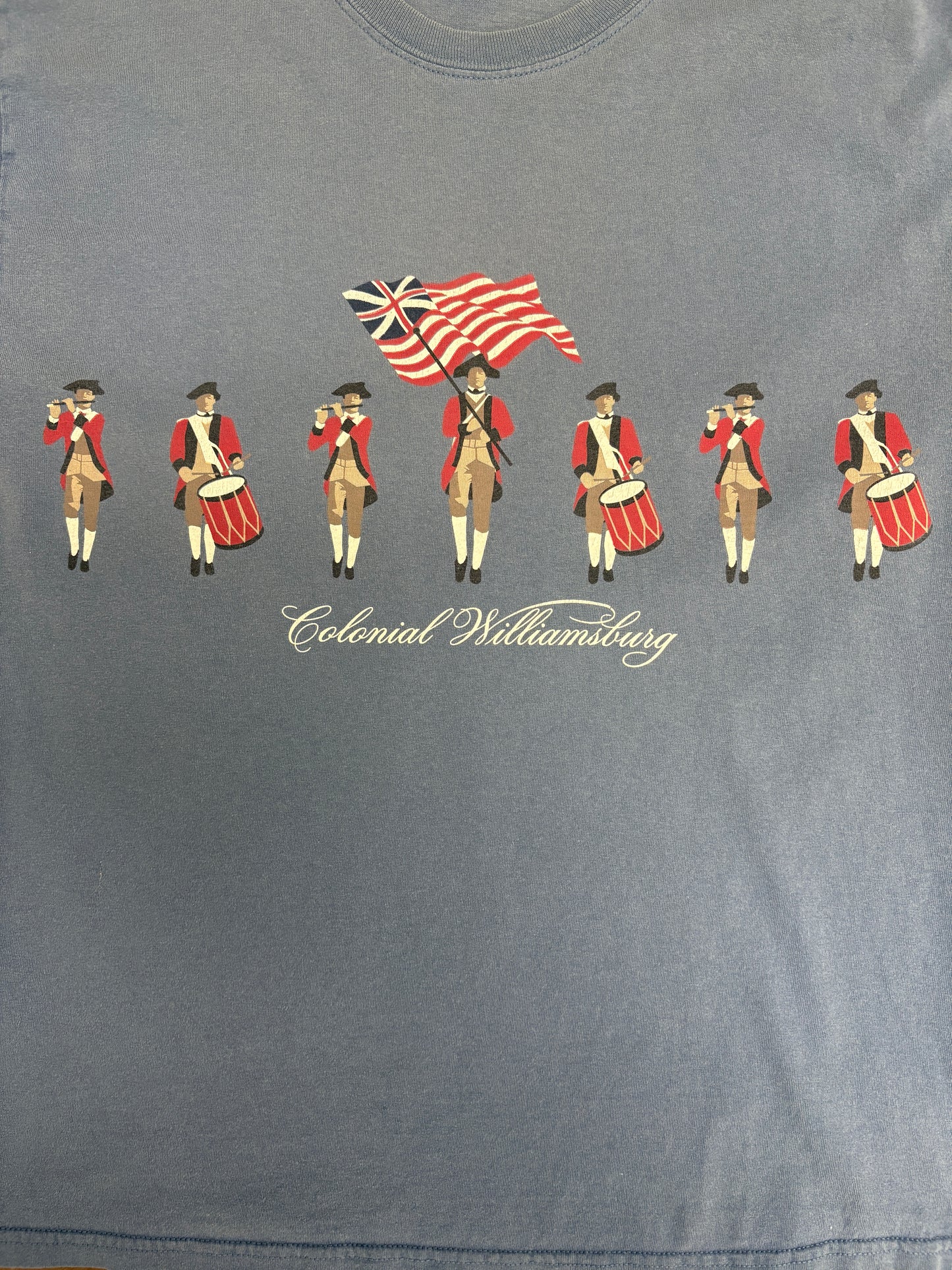 Colonial Williamsburg Graphic Tee | Size Large | Vintage 2000s Tourist Blue T-Shirt |