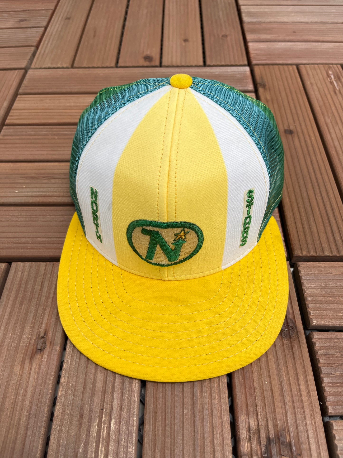 Minnesota North Stars Stitched Graphic Hat | Snap Back | Vintage 1990s NHL Hockey Yellow Cap |