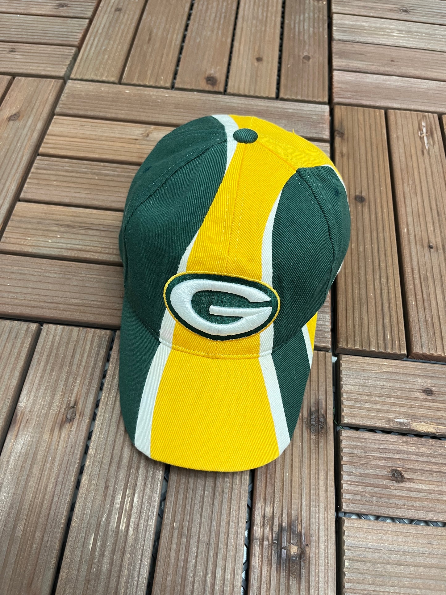 Green Bay Packers Embroidered Graphic Hat | Strap Back | Vintage 2000s NFL Football Yellow Cap |