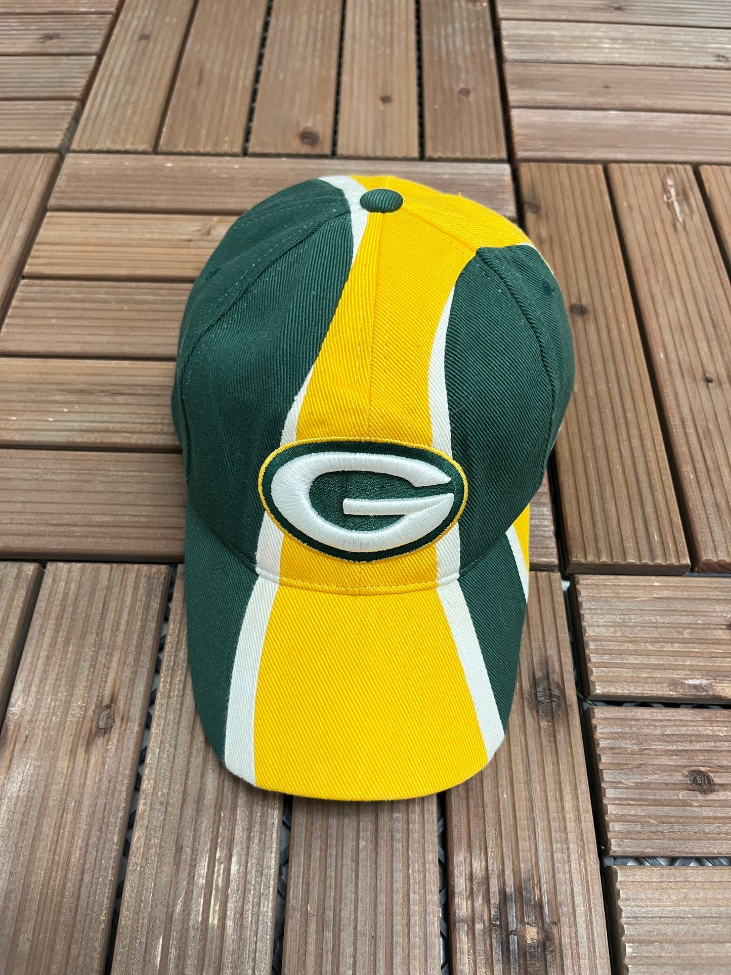 Green Bay Packers Embroidered Graphic Hat | Strap Back | Vintage 2000s NFL Football Yellow Cap |