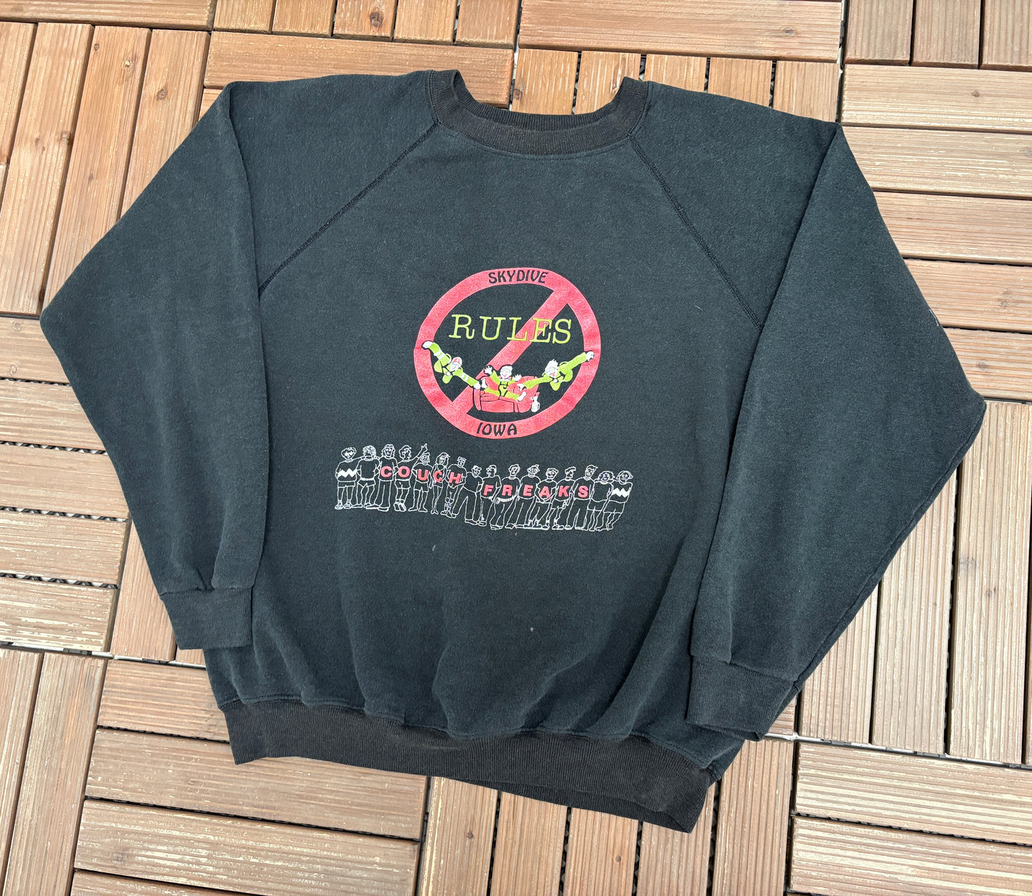 The Des Moines Skydivers (The Couch Freaks) Graphic Crewneck | Size X-Large | Vintage 1990s Black Sweater |