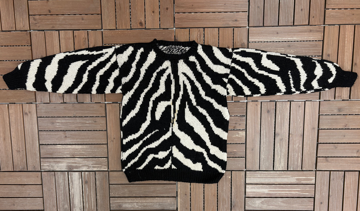 Abstract Pattern Knit Sweater | Size Small | Vintage 1990s Knit Black Sweatshirt |