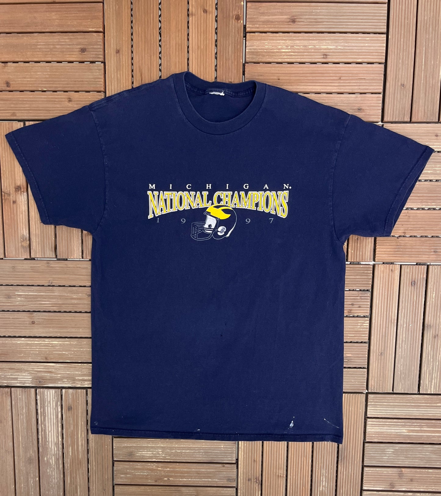 Michigan Wolverines National Champions 1997 Graphic Tee | Size X-Large | Vintage 1990s College Football Blue T-Shirt |