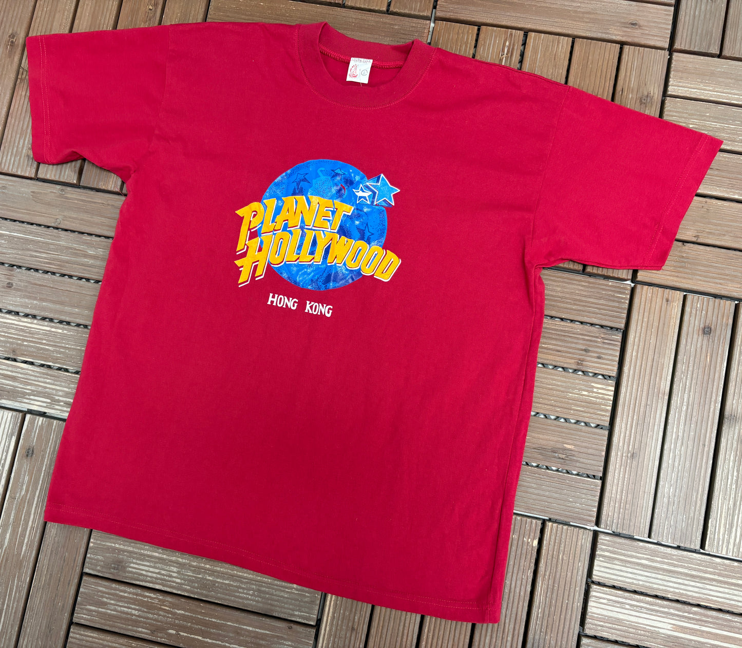 Planet Hollywood Hong Kong Graphic Tee | Size Large | Vintage 1990s Tourist Promotional Red T-Shirt |
