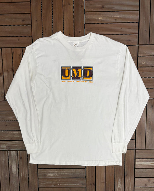 University of Minnesota Duluth Graphic Tee | Size X-Large | Vintage 1990s College Sports White Long Sleeve |