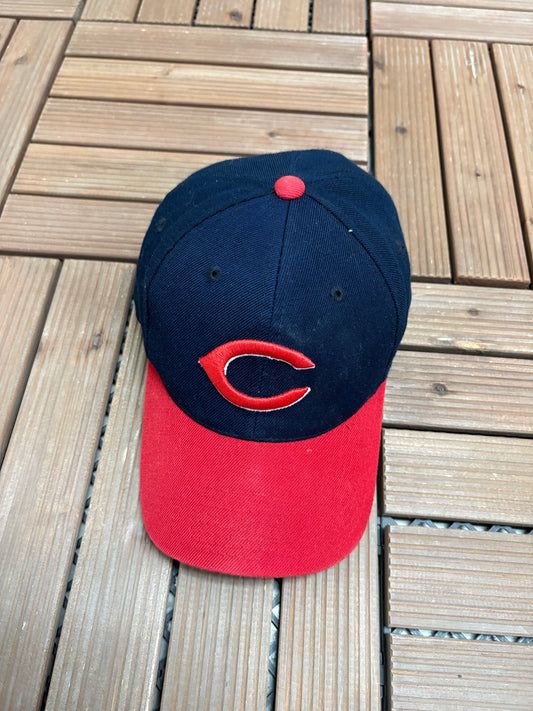 Cincinnati Reds Embroidered Graphic Hat | Snap Back | Vintage 2000s MLB Baseball Red Cap |