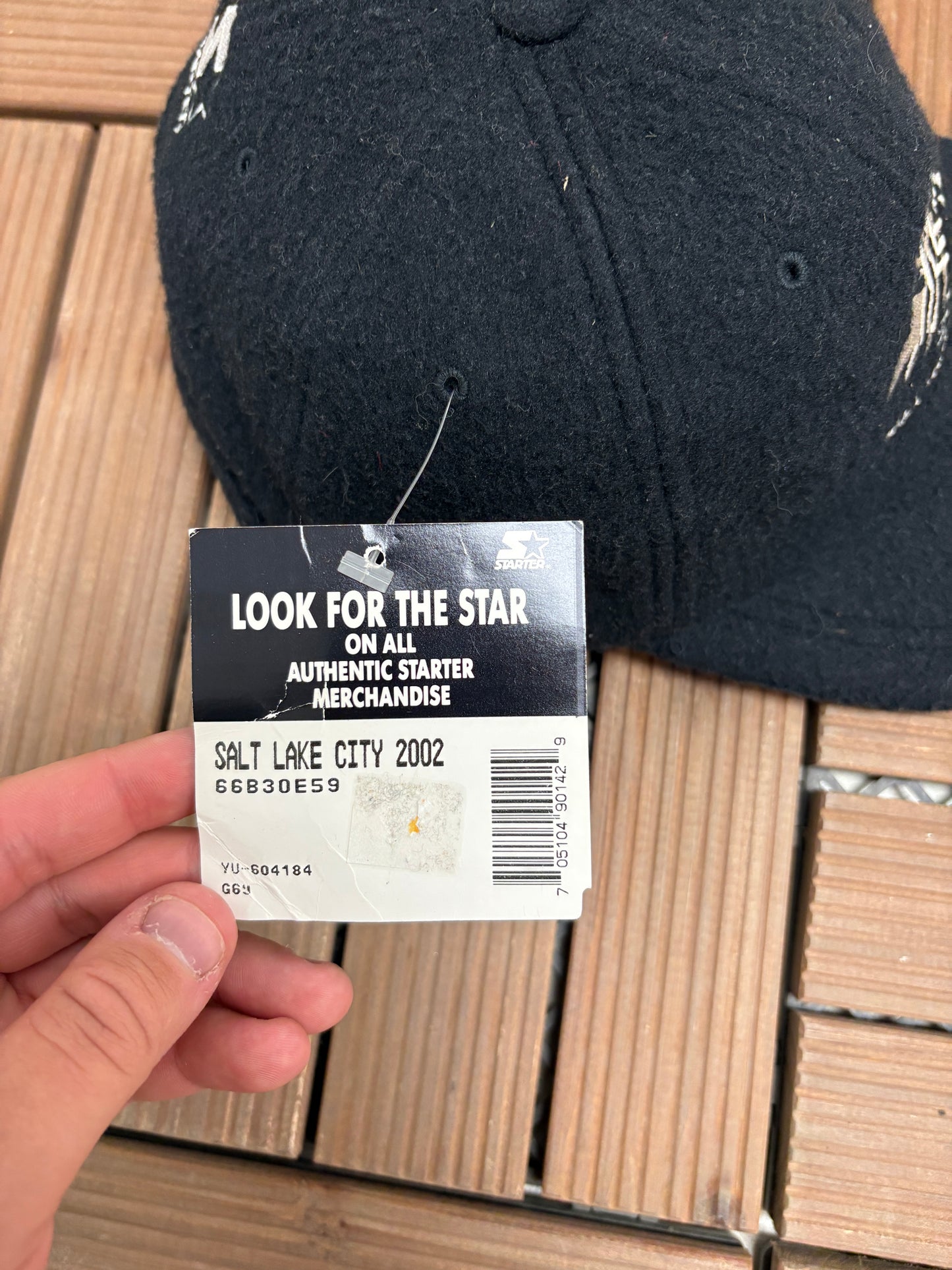 Salt Lake City Olympics 2002 Graphic Hat | Strap Back | Vintage 2000s Starter Black Cap |