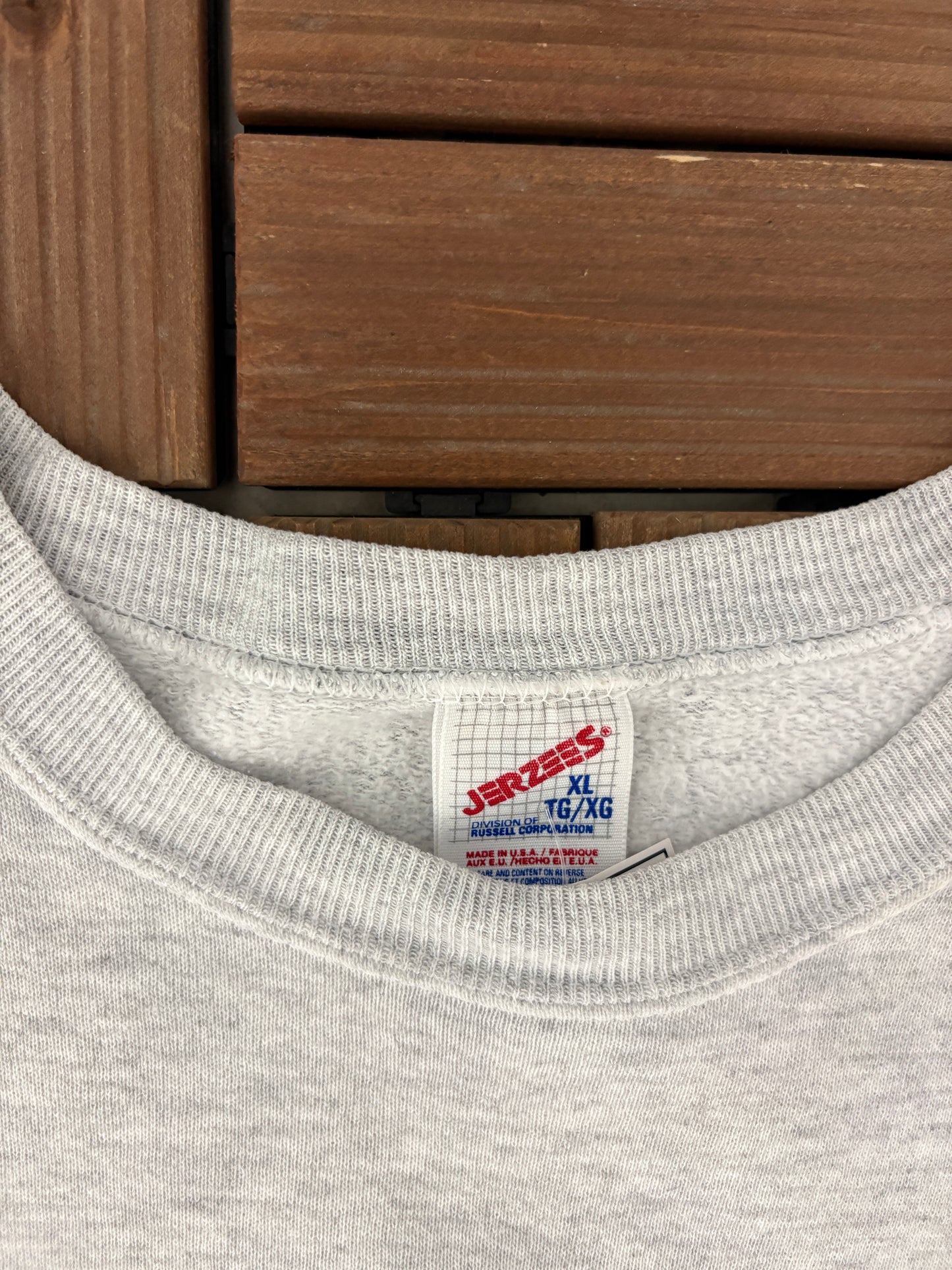 Nationwide Insurance Graphic Crewneck | Size X-Large | Vintage 1990s Company Promotional Grey Sweater |