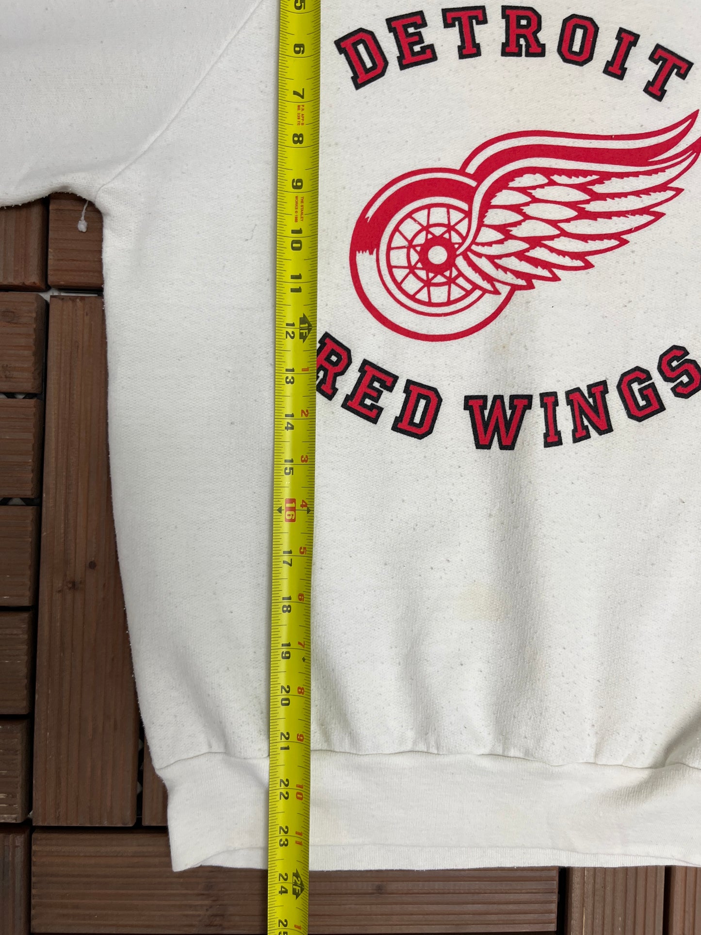 Detroit Red Wings Graphic Crewneck | Size Small | Vintage 1980s NHL Hockey White Sweater |