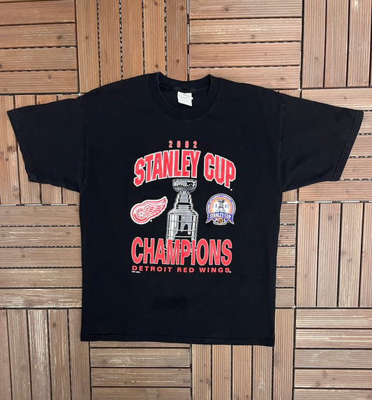 Detroit Red Wings Stanley Cup Champions 2002 Graphic Tee | Size X-Large | Vintage 2000s NHL Hockey Black T-Shirt |