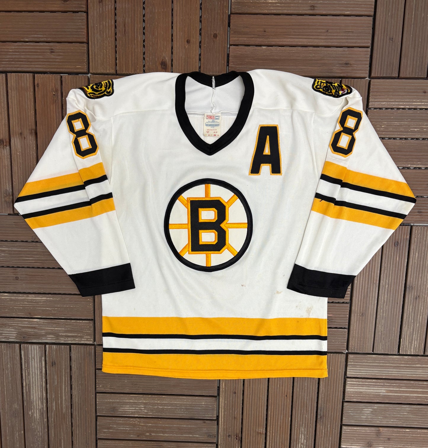 Boston Bruins Cam Neely Hockey Jersey | Size Medium | Vintage 1990s NHL Hockey CCM White Jersey |