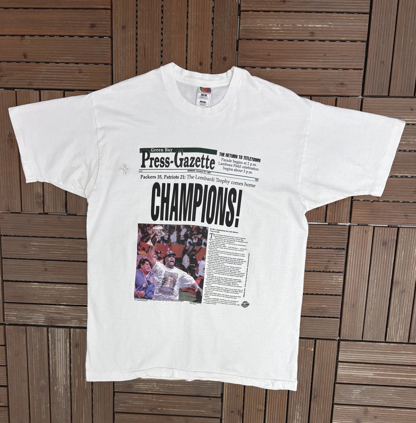 Green Bay Packers Super Bowl XXXI Champions! Graphic Tee | Size X-Large | Vintage 1990s NFL Football White T-Shirt |
