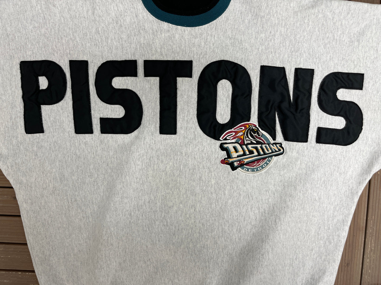 Detroit Pistons Wingspan Graphic Crewneck | Size XX-Large | Vintage 1990s NBA Basketball Grey Sweater |