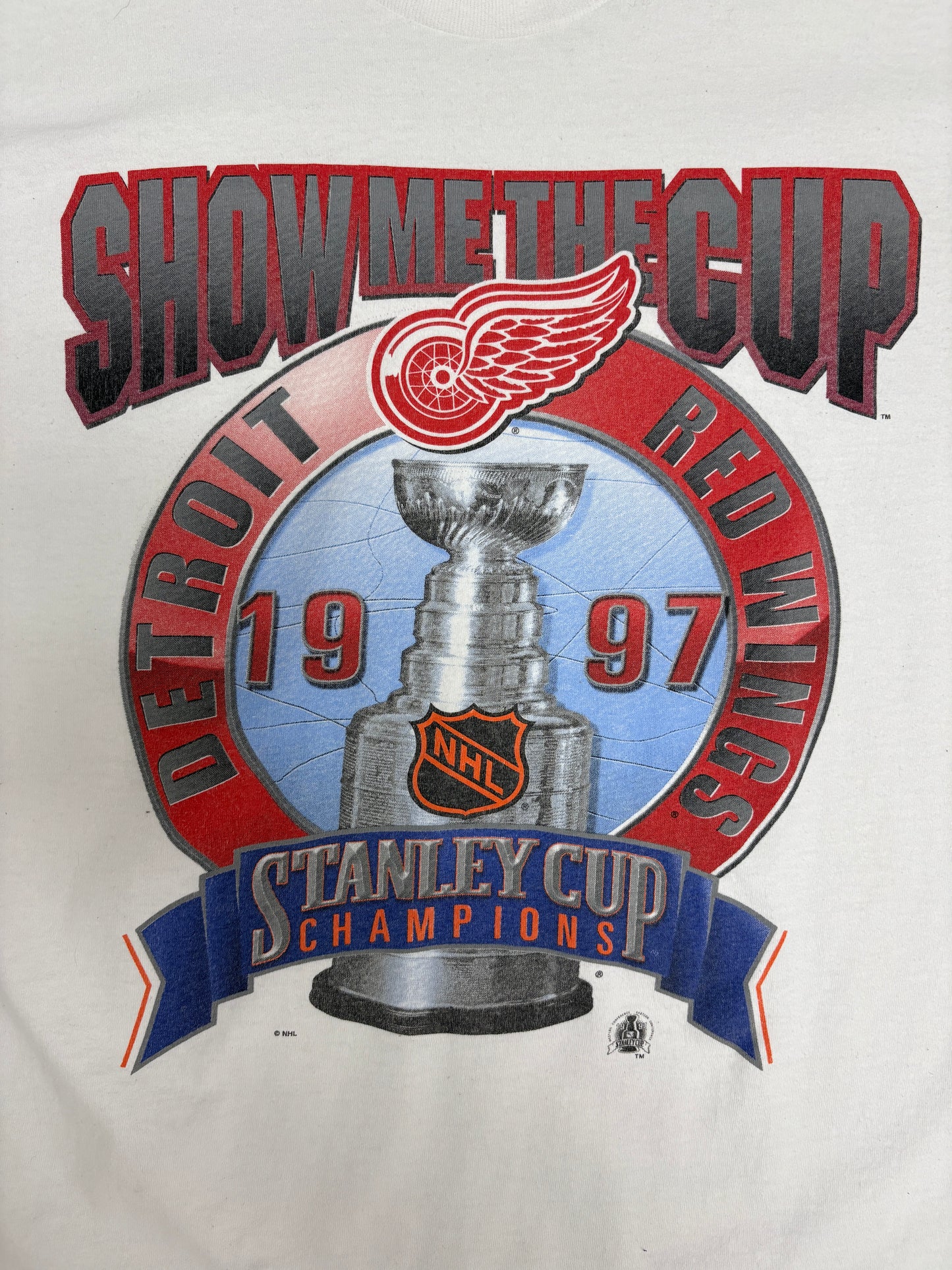 Detroit Red Wings Stanley Cup Champions 1997 Graphic Tee | Size Large | Vintage 1990s NHL Hockey White T-Shirt |